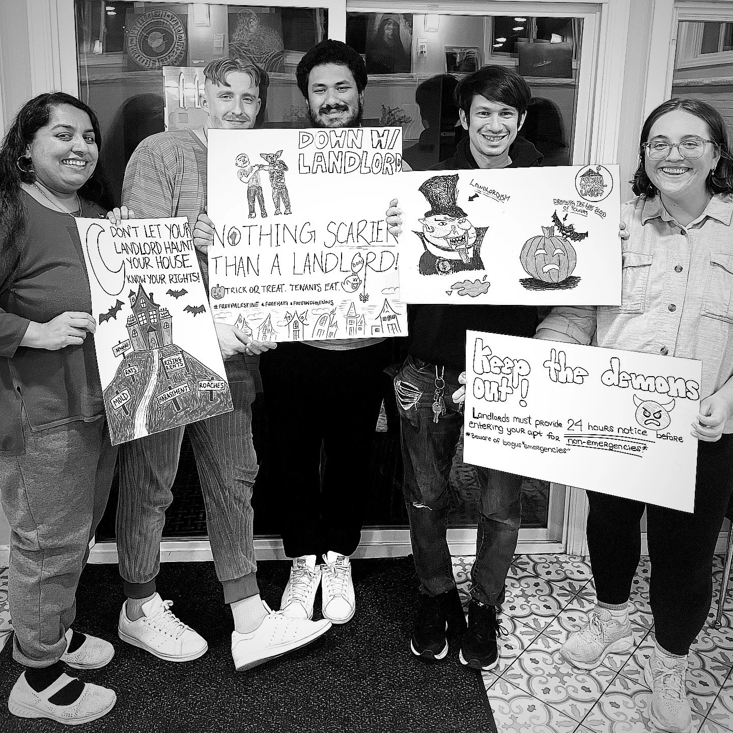 Halloween is here! See you all at @31staveopenstreet tomorrow from 4 - 6 PM - beware landlords or be square! 👻🎃

#halloween #halloween🎃 #spooky #scary #boo 👻