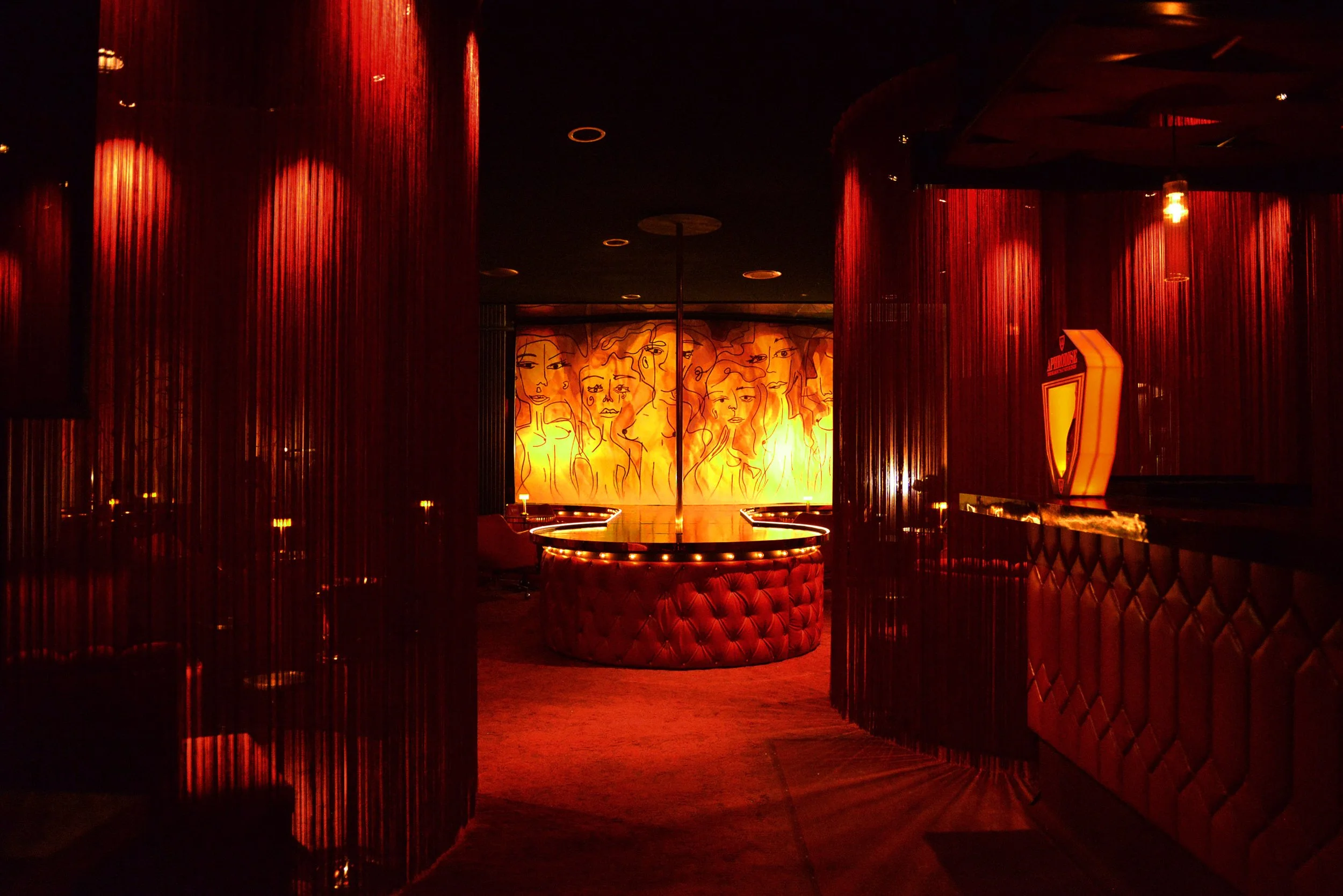 BACKLIT MURAL DESIGN