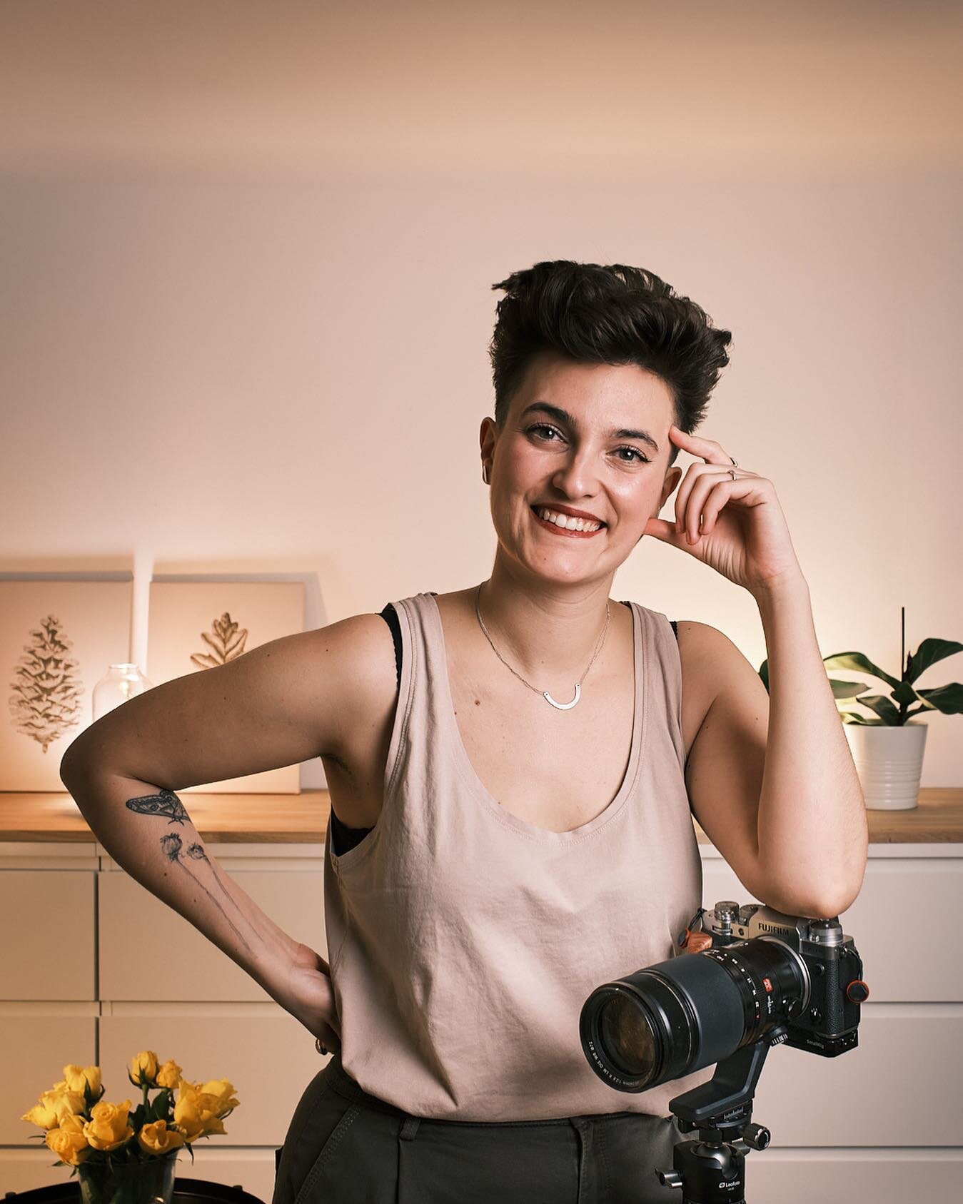 Hej! 

My name is Paloma, and I am a certified birth photographer. I recently moved to Sweden with my wife and our dogs, and we have found our home in Uppsala. Living here had been a dream of us for so long, and we couldn't be happier that we made it