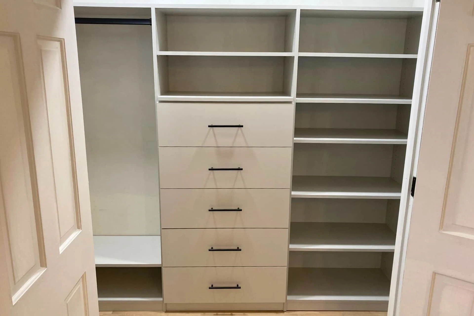 The Southport Reach-In Closet Revolution: Solutions for Standard Spaces