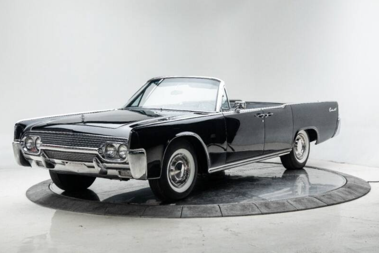 1961 Lincoln Continental