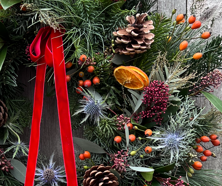 Christmas Wreath.png