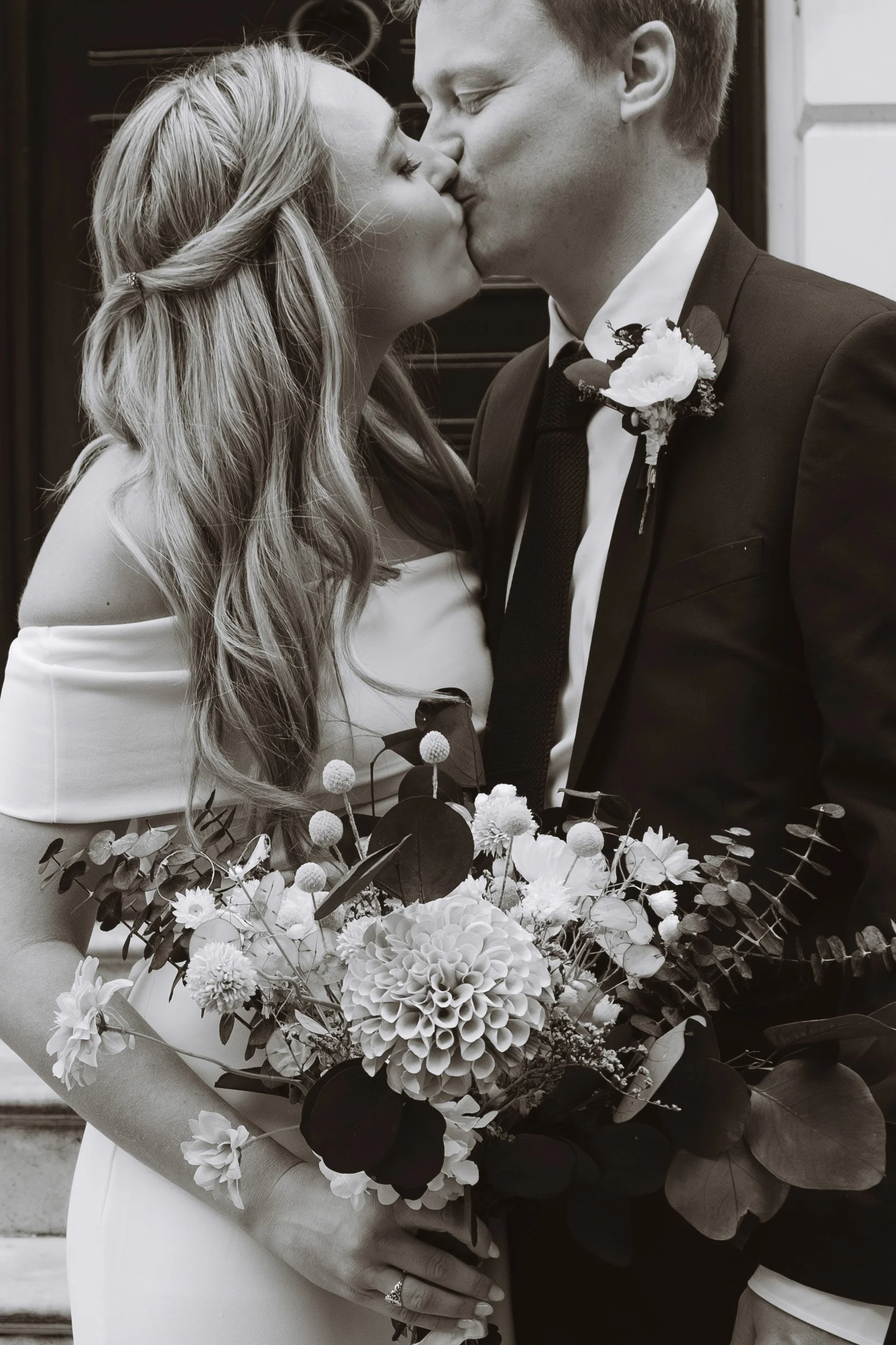 PinkDaisy24 (Kerrie) Steph & Tom-376.jpg