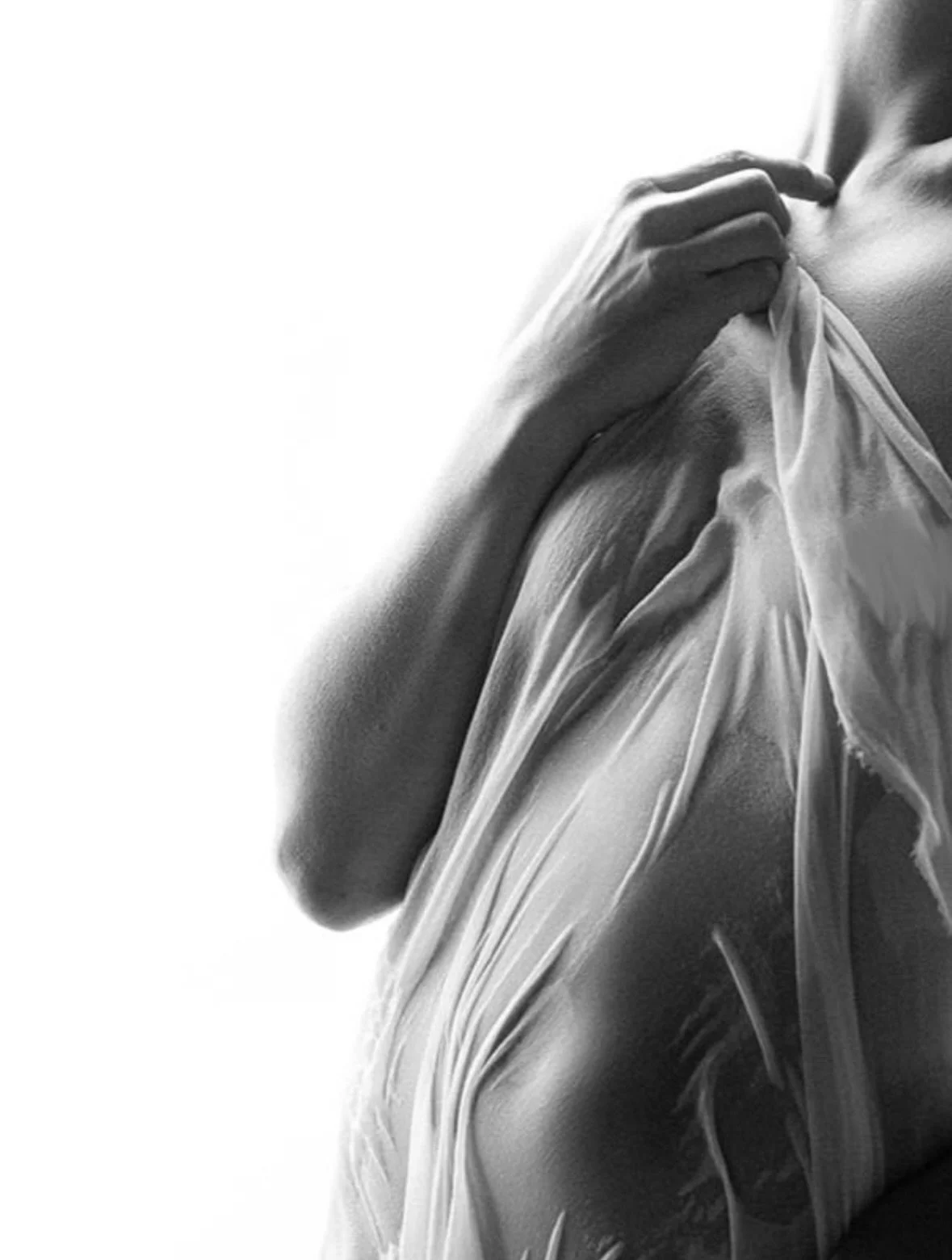 What if you weren&rsquo;t trying to look sexy. What if you just wanted to feel like yourself again?

You&rsquo;re not doing this for anyone else.
Not as a gift. 
Not for validation.

You&rsquo;re doing it because you&rsquo;re tired of only being seen