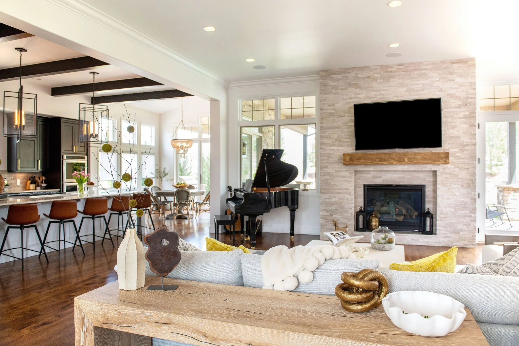 Living / Kitchen