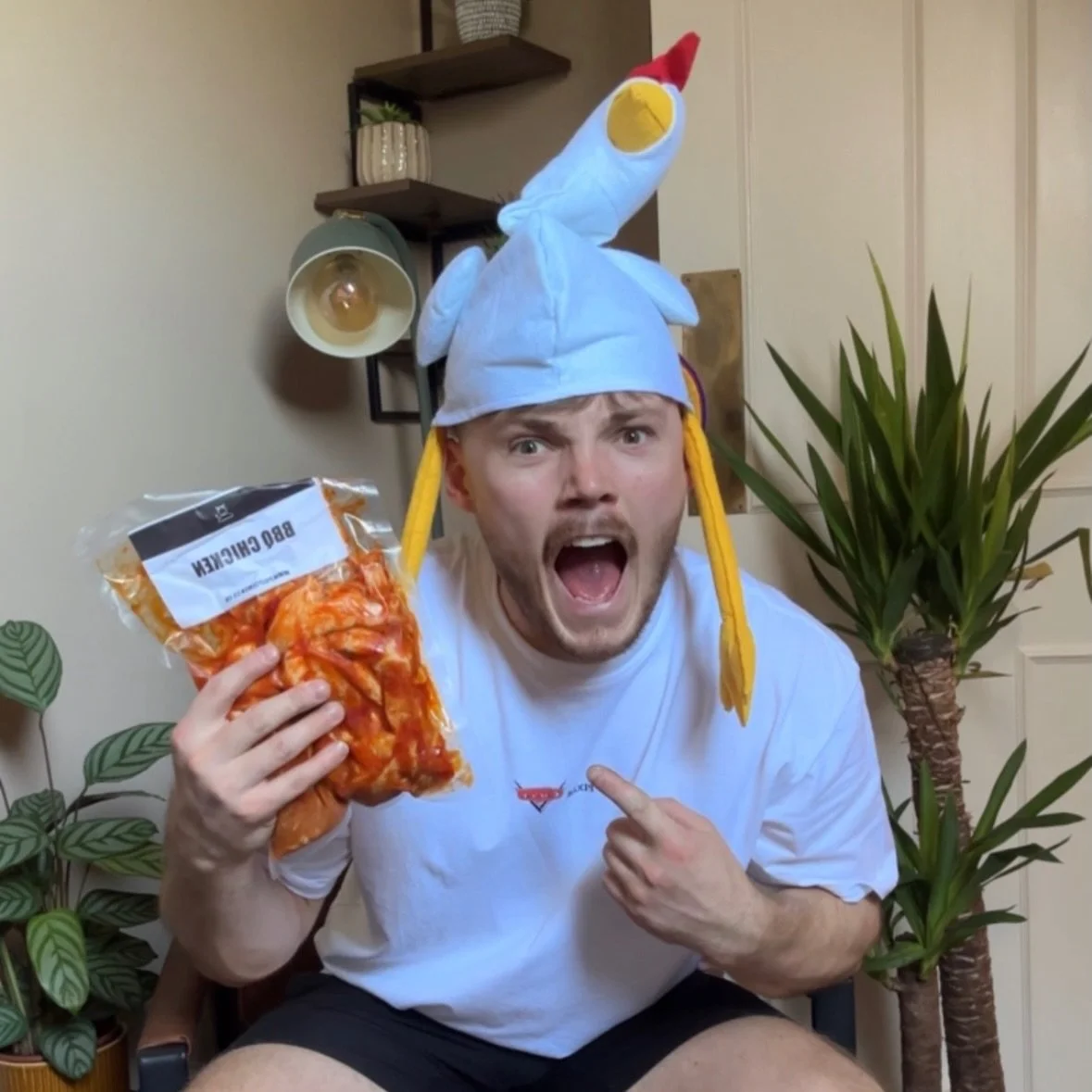 Why did the chicken cross the road?

Who knows, but what I do know, is I sell the greatest chicken in the world. Allegedly **

Order before 3pm Sunday.
#mealprep #mealprepservice #orderfood #website #smallbusiness