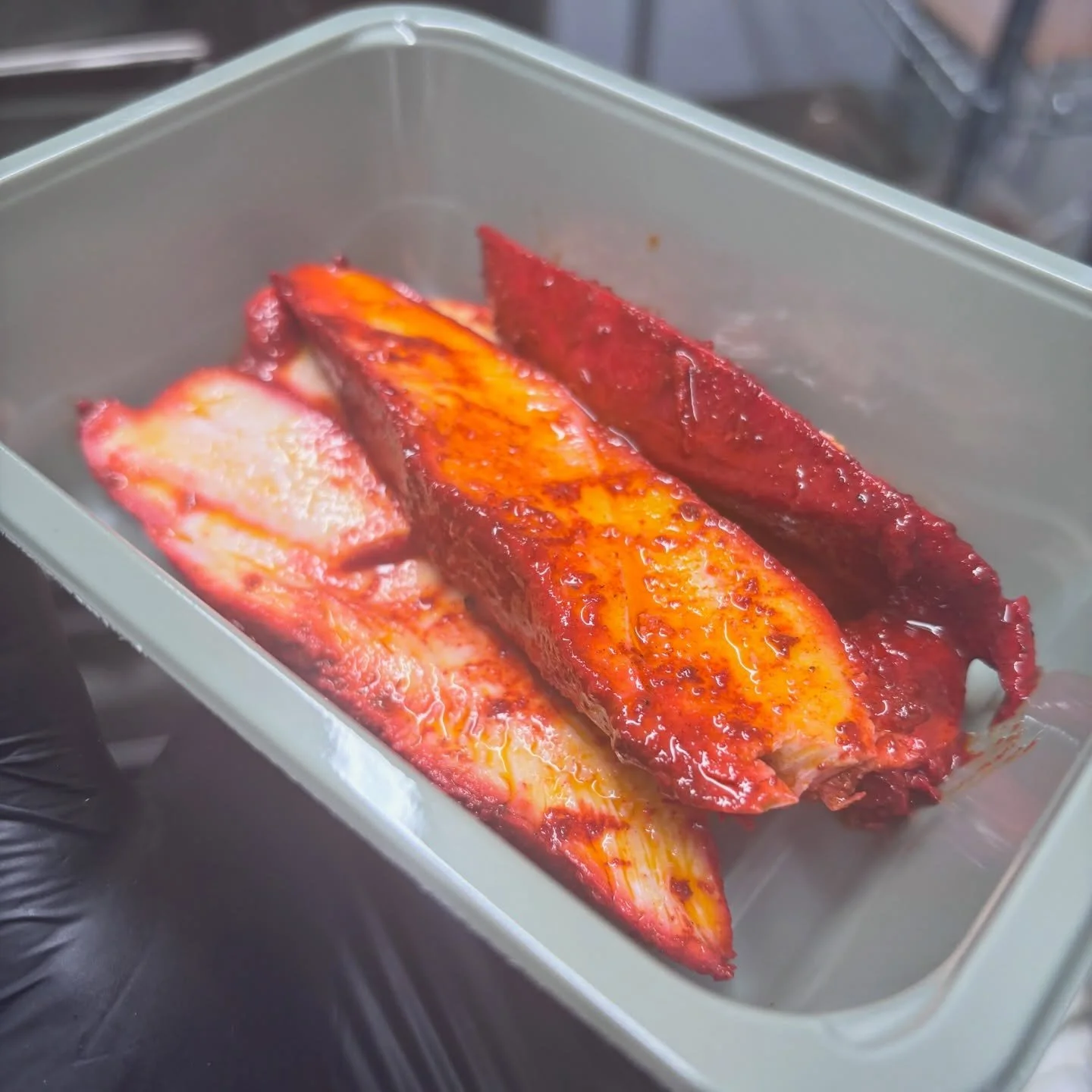 This is your daily reminder that prep doesn&rsquo;t have to take up any of your time and I sell the best chicken in the world. Allegedly * Look how moist the tandoori is🤩
#mealprepservice #mealprep #chicken #chickendinner #foodporn