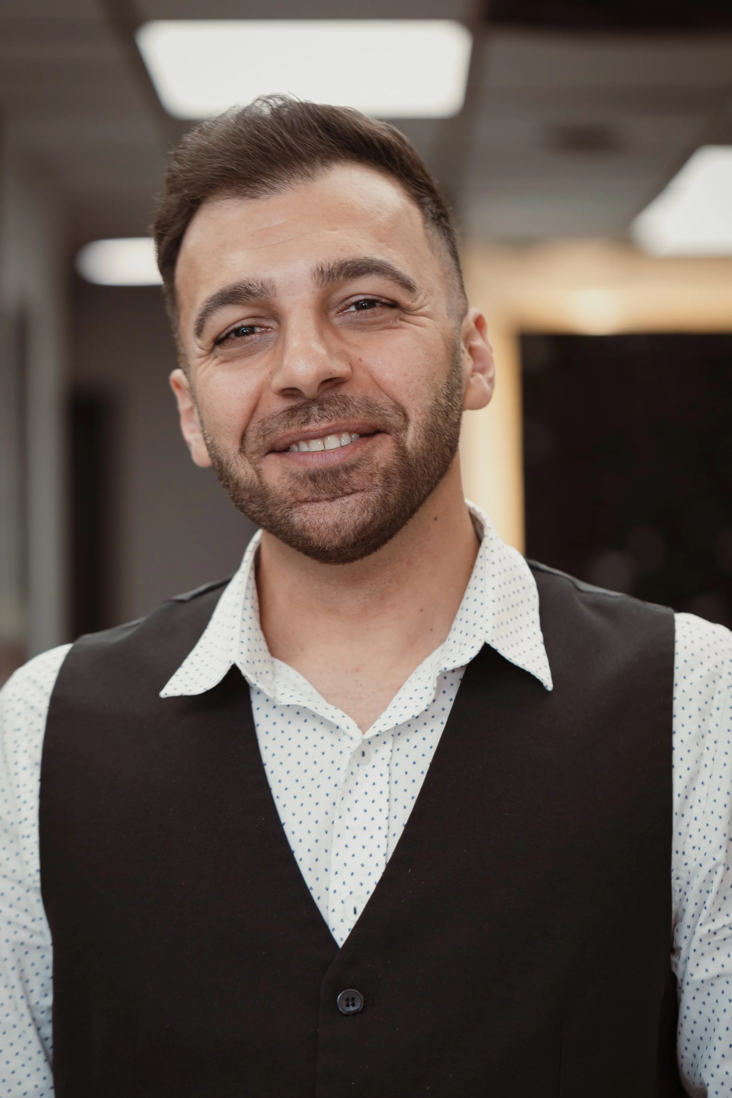 Barber At Hero's Barbershop - 27 Main St. Markham North - Sina