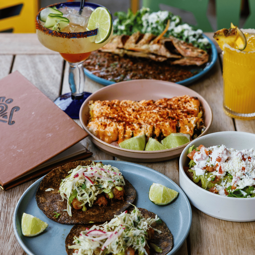 chicheria patio table spread