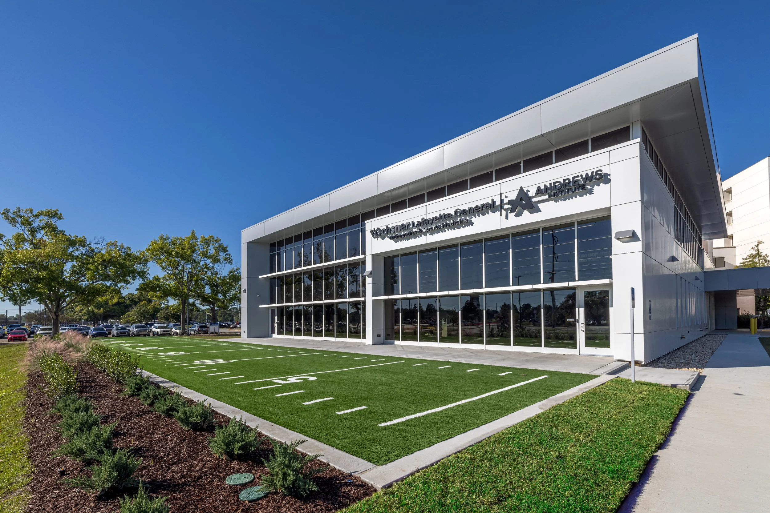 Catalyst and Heitman Announce Completion of Ochsner Lafayette Orthopedics &amp; Sports Medicine Institute Expansion