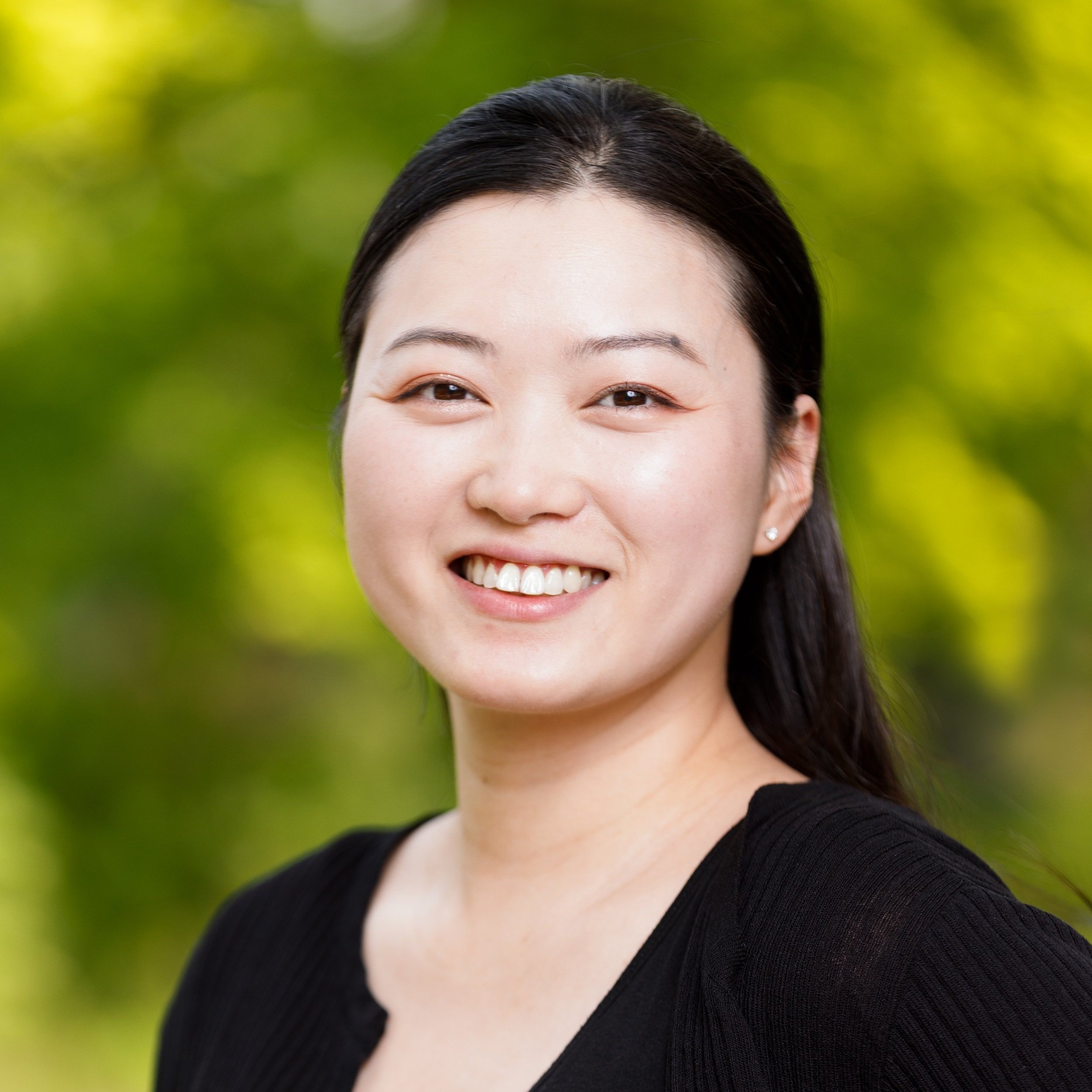 Lu Yu, Viola
