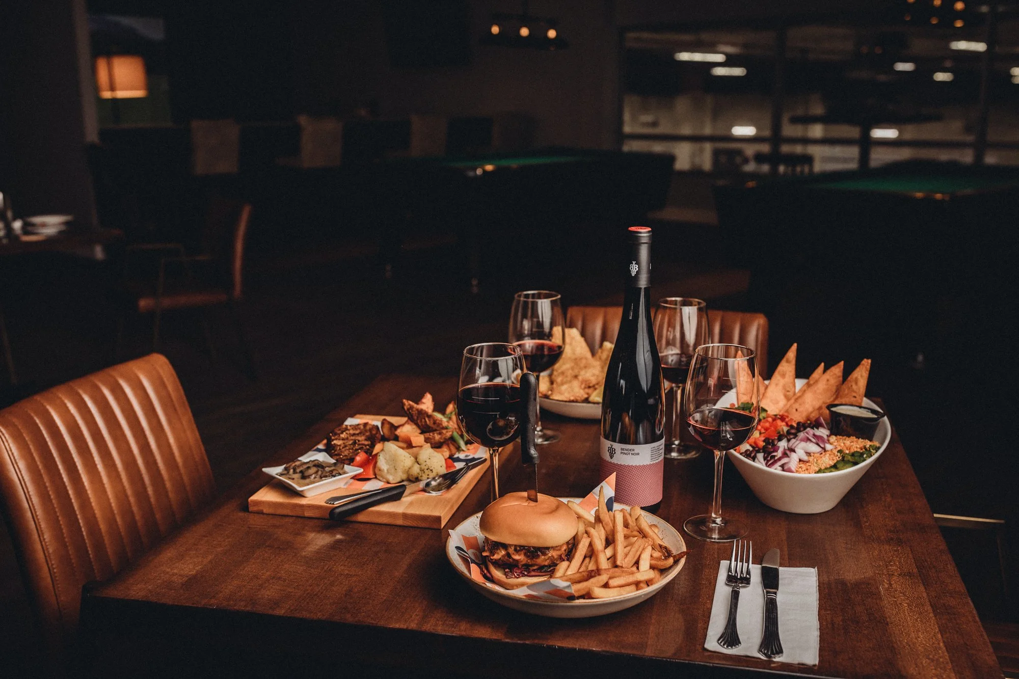 Seventy Two Kitchen & Patio - Restaurante in Fort McMurray, AB
