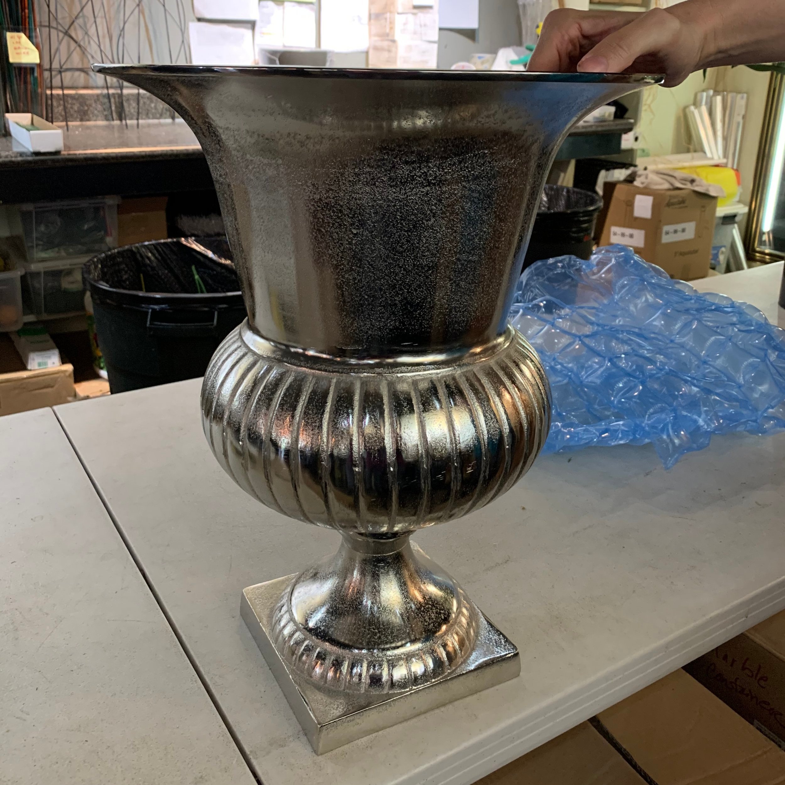 LArge+Silver+Urn+Approx+30+tall+and+20+diameter.++Rent+35+replace+150-200.jpg