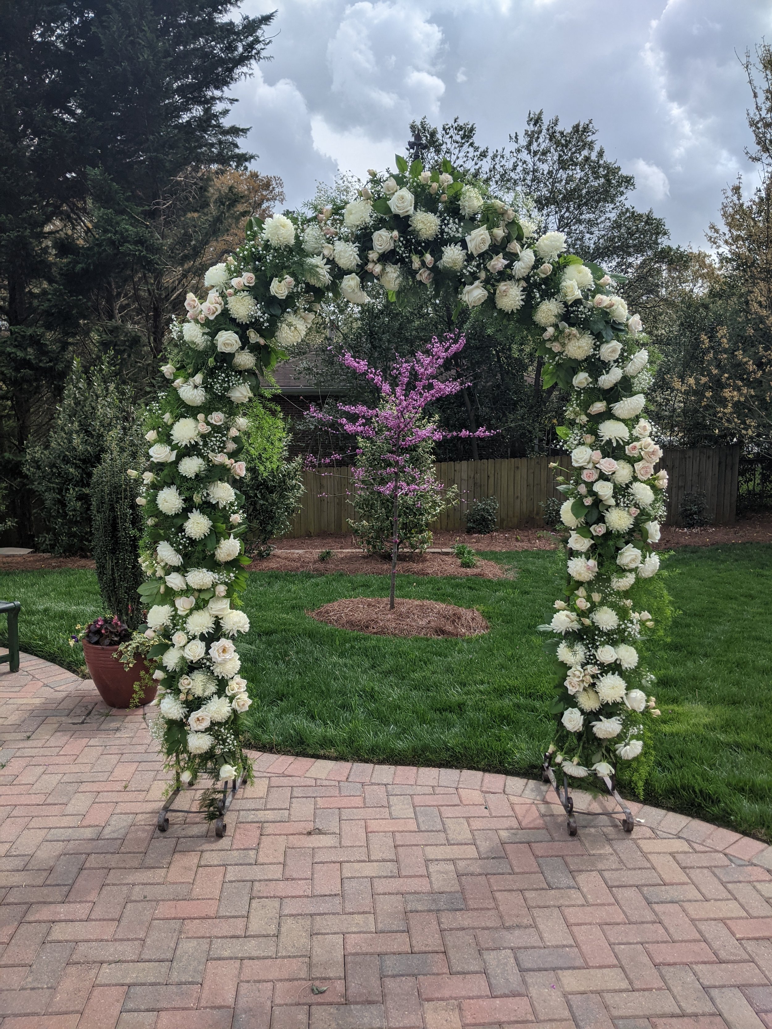 fully covered metal arch pic $850 - 900.jpg