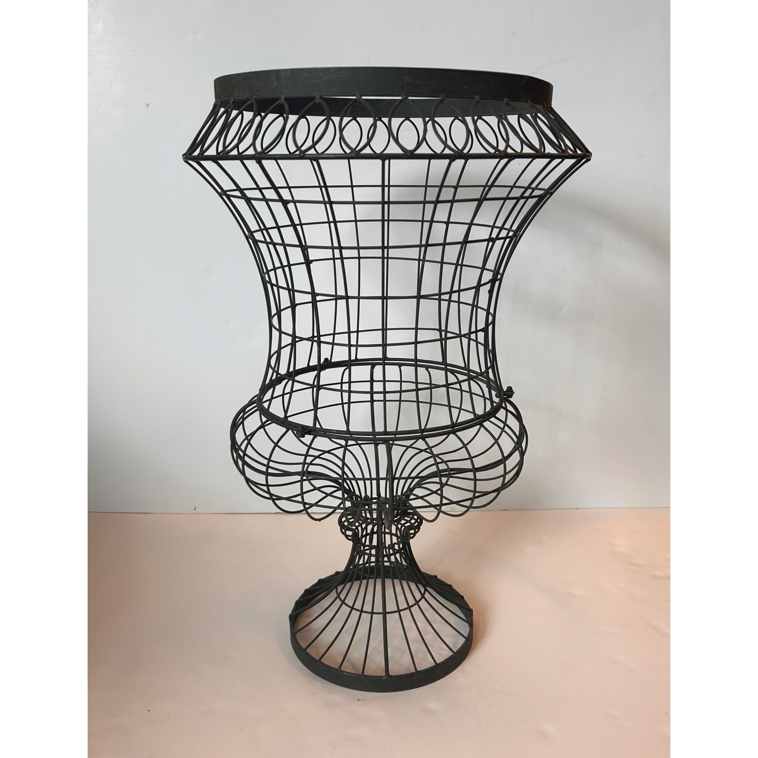 wire urn cropped final.png