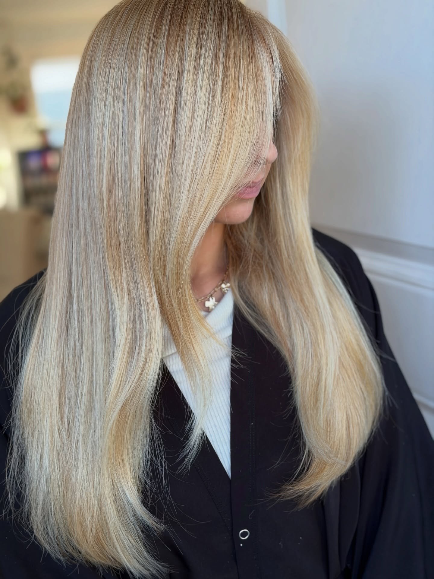 Natural redheads make the most delicious creamy golden blondes.🍦

#tampahairsalon #tampablondespecialist #tampastylists #tampafitness #tampabalayage