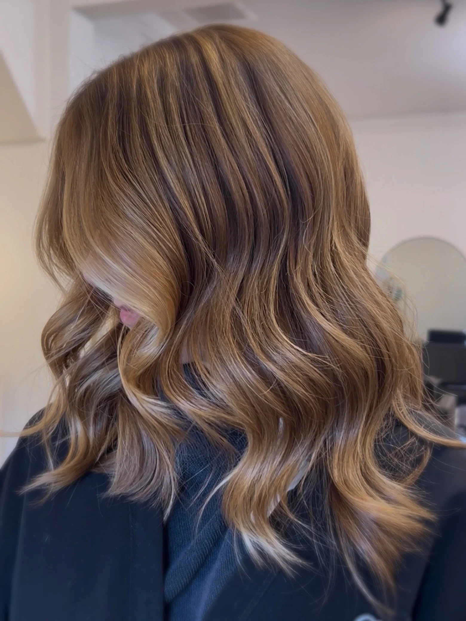 Lived-In and low maintenance dimension. 🤎

This blend creates the perfect 12 week grow out with a toner refresh maintenance appointment at the 6 week mark.