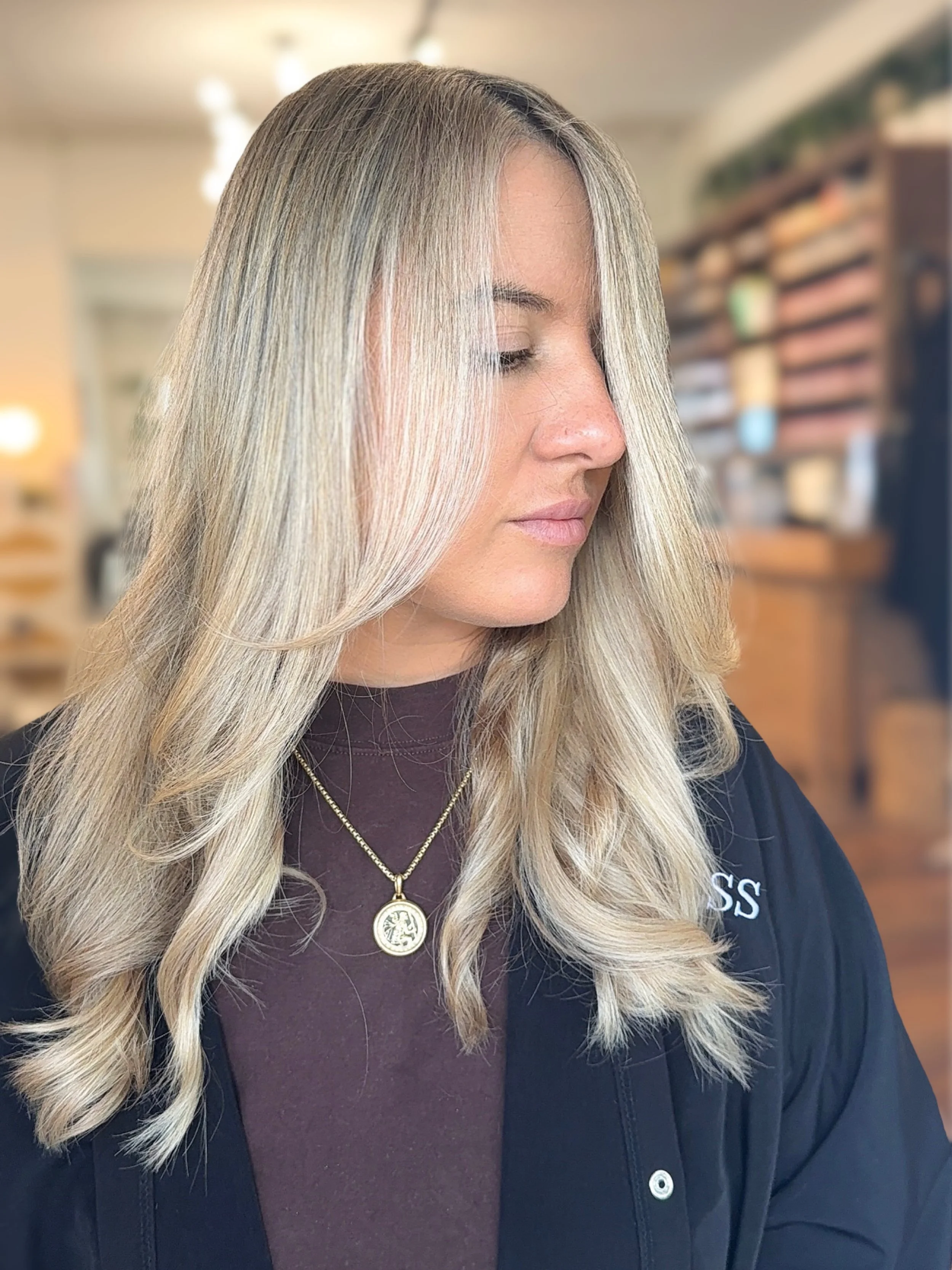Florida girl blonde 👙🌴 
#tampastylist #tampaheights #tampablondespecialist