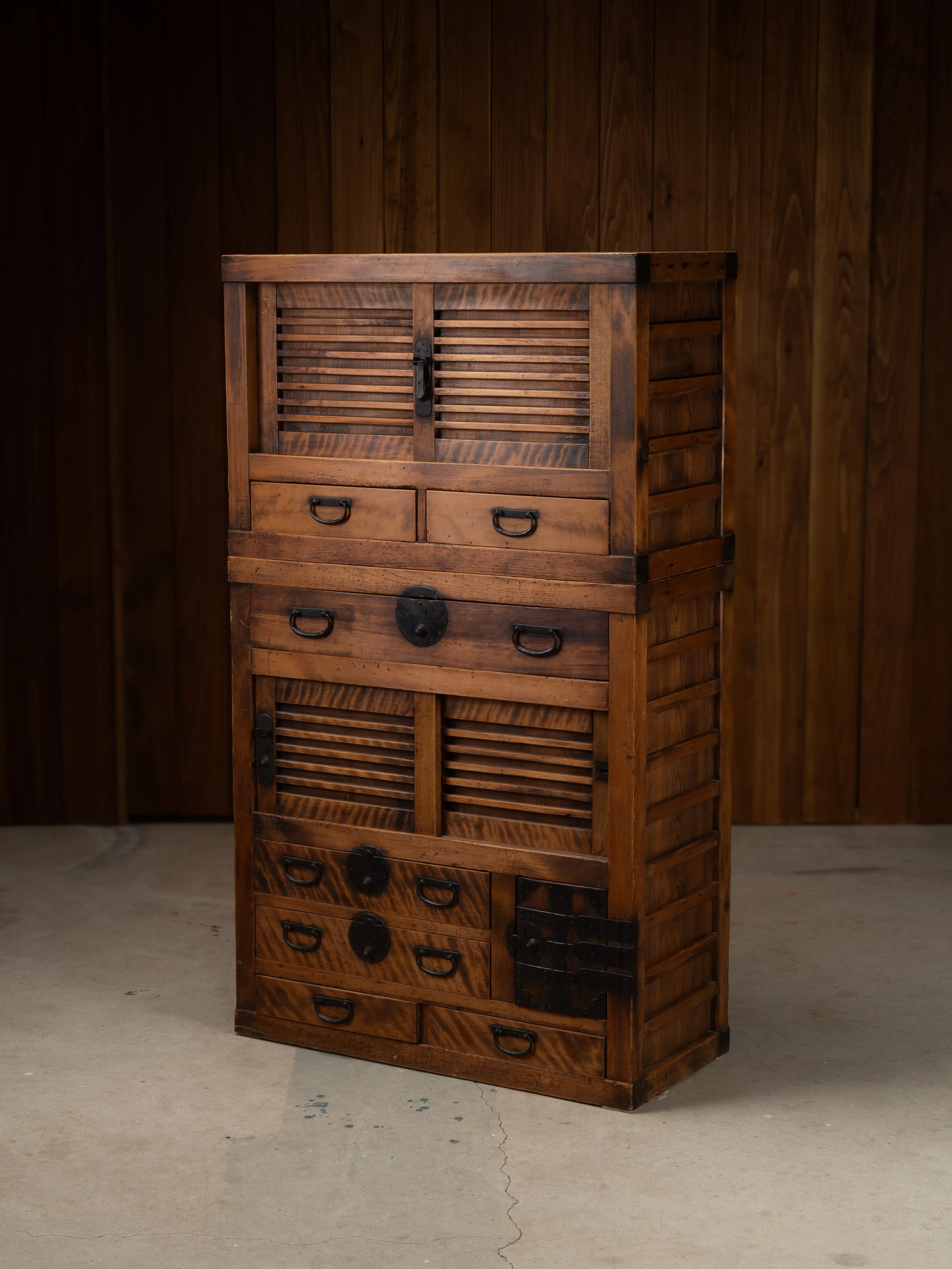 MEIJI ERA TWO-PIECE CHOBA DANSU CHEST