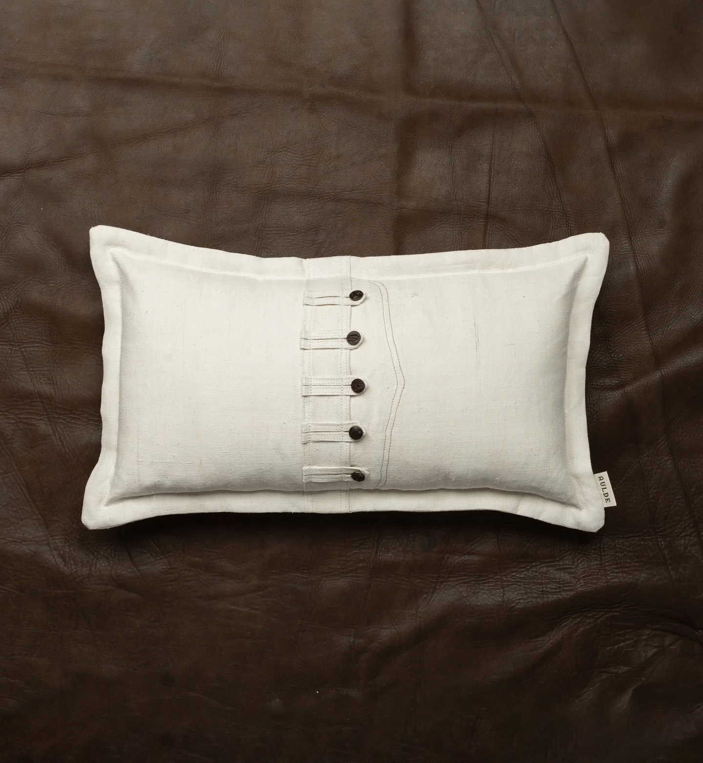 Available while supplies last.

Designed after old French workwear, our linen pillows pair old world craftsmanship with time honored textiles.

Our vintage French linen pillows are constructed with new-old-stock French linen (c1900) and antique Frenc