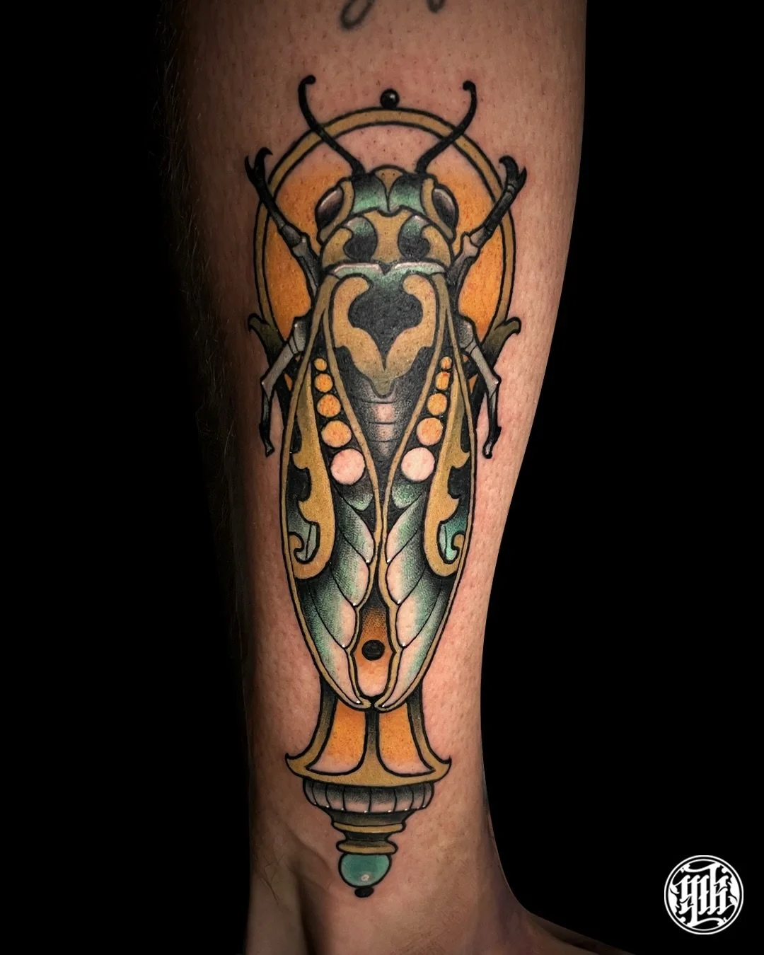 🪲 Cicada for Elliott 
Thank you so much for your blind trust on this one 🙏
Swipe to see the video 🌝

🐒 Booking open for March, april &amp; may at Nantes 

Done during my last guest @nuitnoiretattoo 🩸
🇨🇭I&rsquo;ll be back in Geneva in 2026 ! Yo