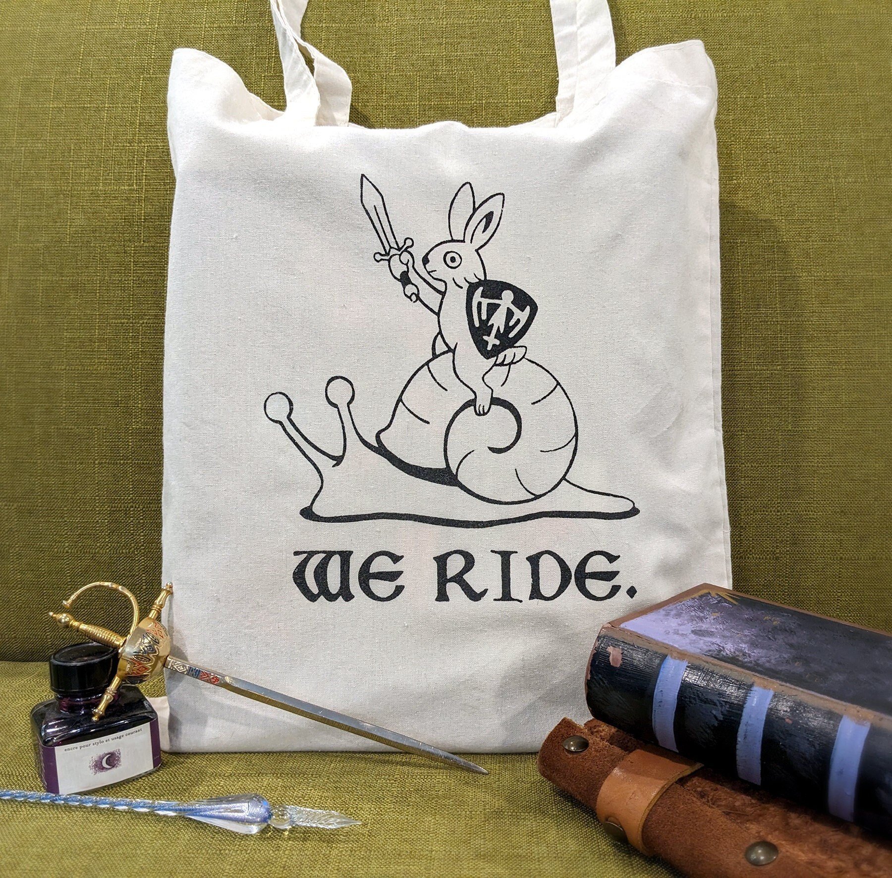 https://i.etsystatic.com/8324112/r/il/050e47/5088223577/il_fullxfull.5088223577_1lm5.jpg