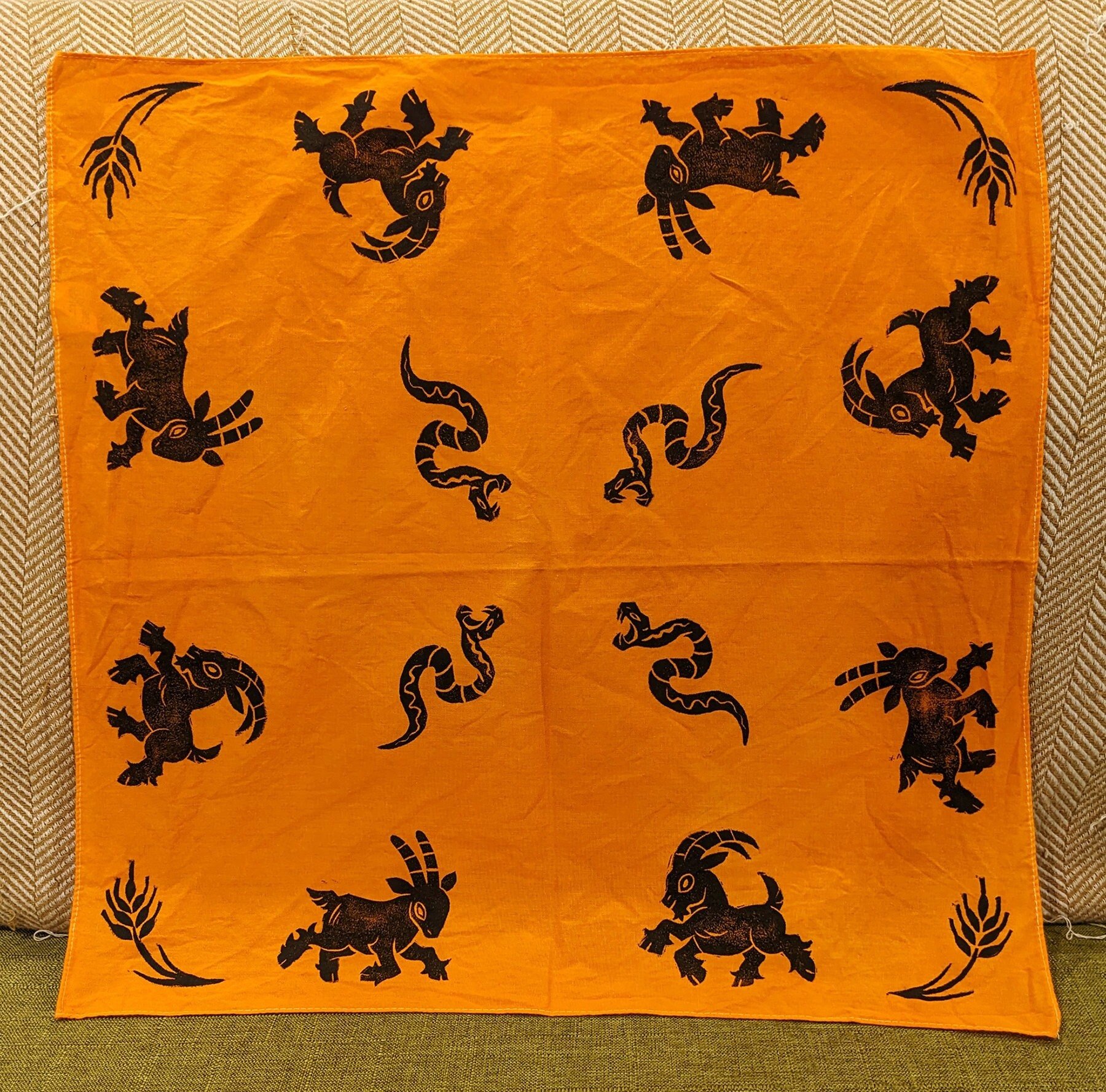 https://i.etsystatic.com/8324112/r/il/c4e736/4932393186/il_fullxfull.4932393186_ifeh.jpg