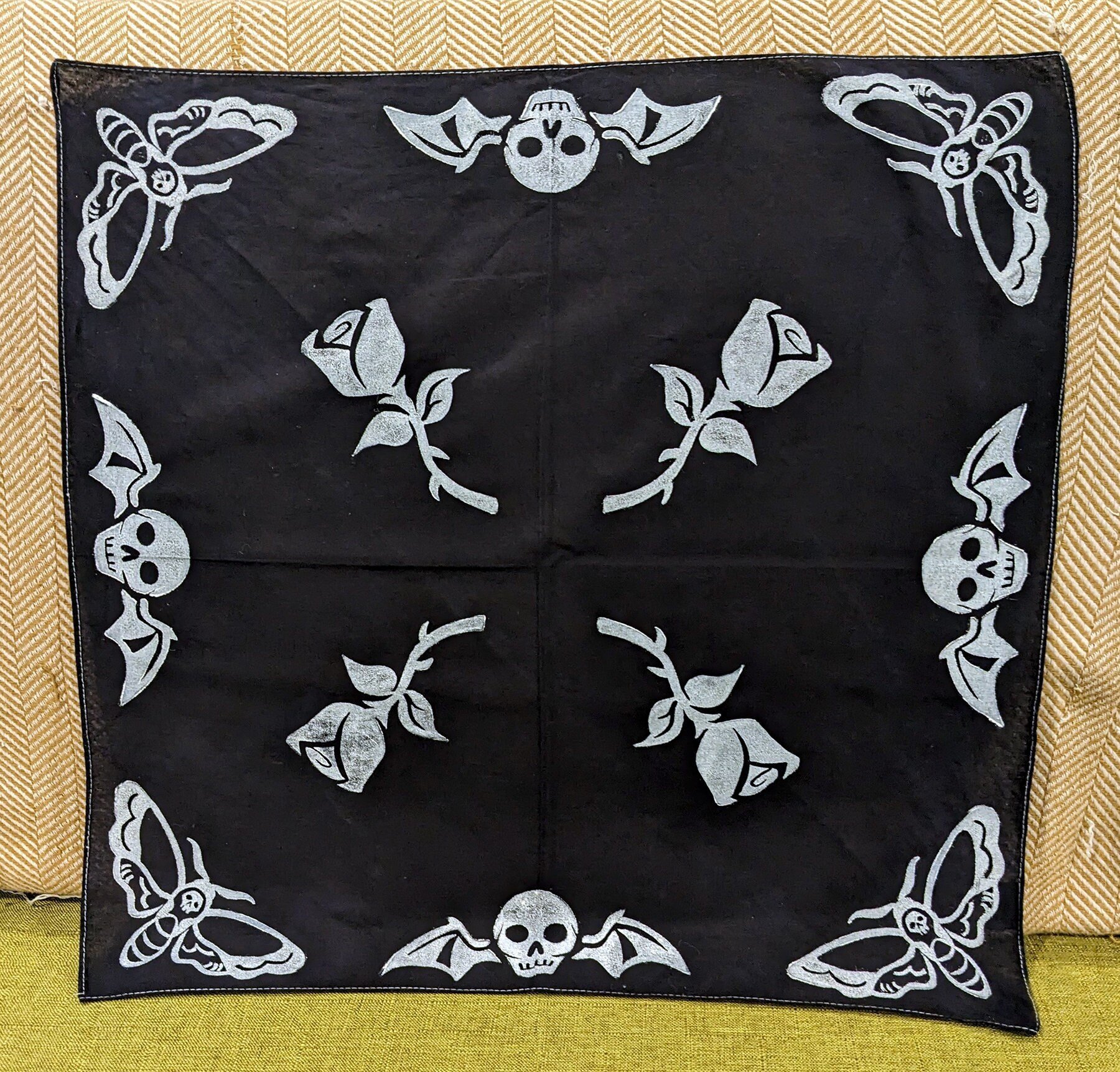 https://i.etsystatic.com/8324112/r/il/176c89/4980607427/il_fullxfull.4980607427_9y7w.jpg