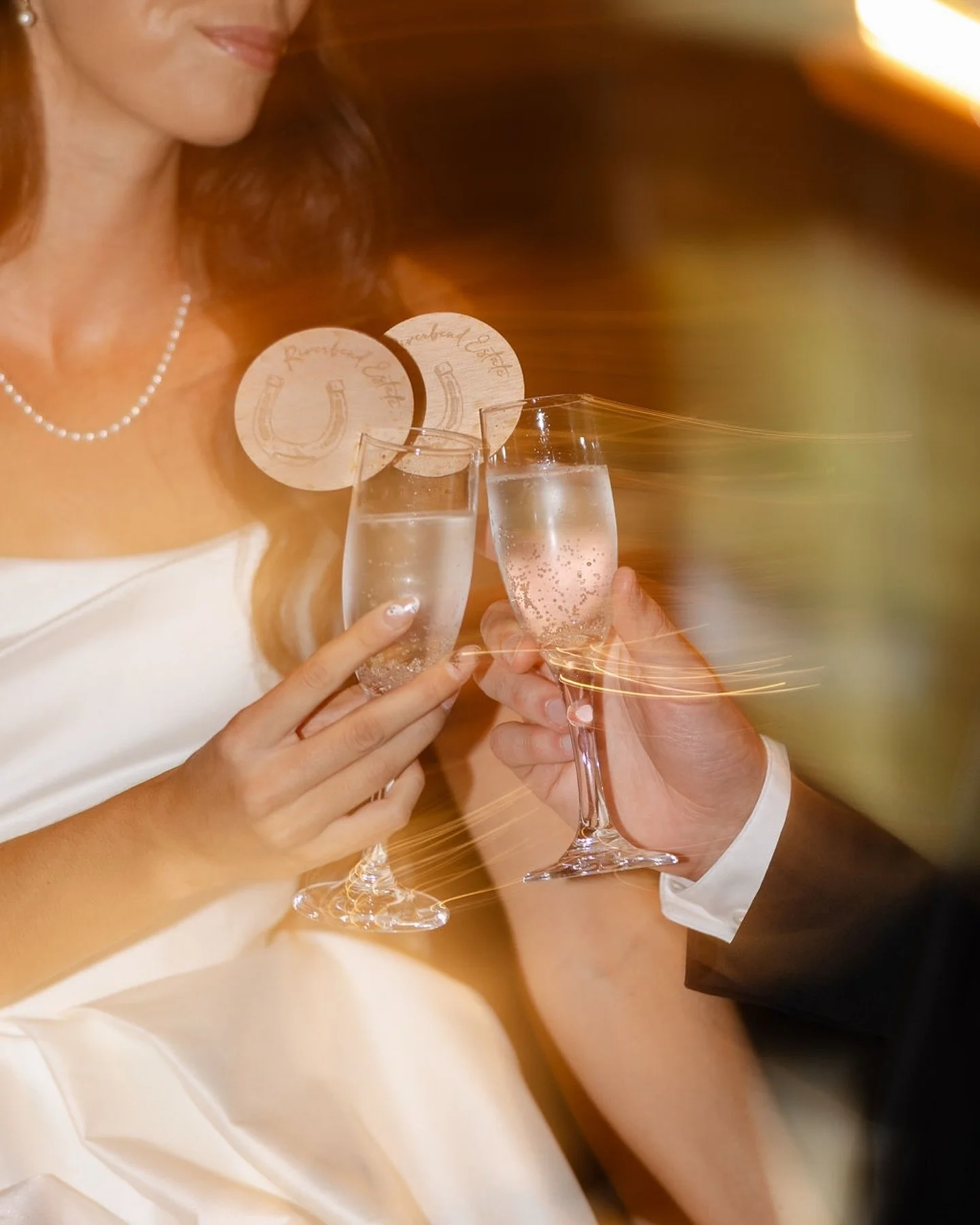 Flickers of glow, shadows in motion, and every heartbeat caught in between🤍

Photographer // @paigemetcalfcreative 
Venue+Host // @riverbendestateeventvenue 
Designer+Planner // @emilyrosecreativeco 
Florist // @anna_verberg @emilyrosecreativeco 
Mo