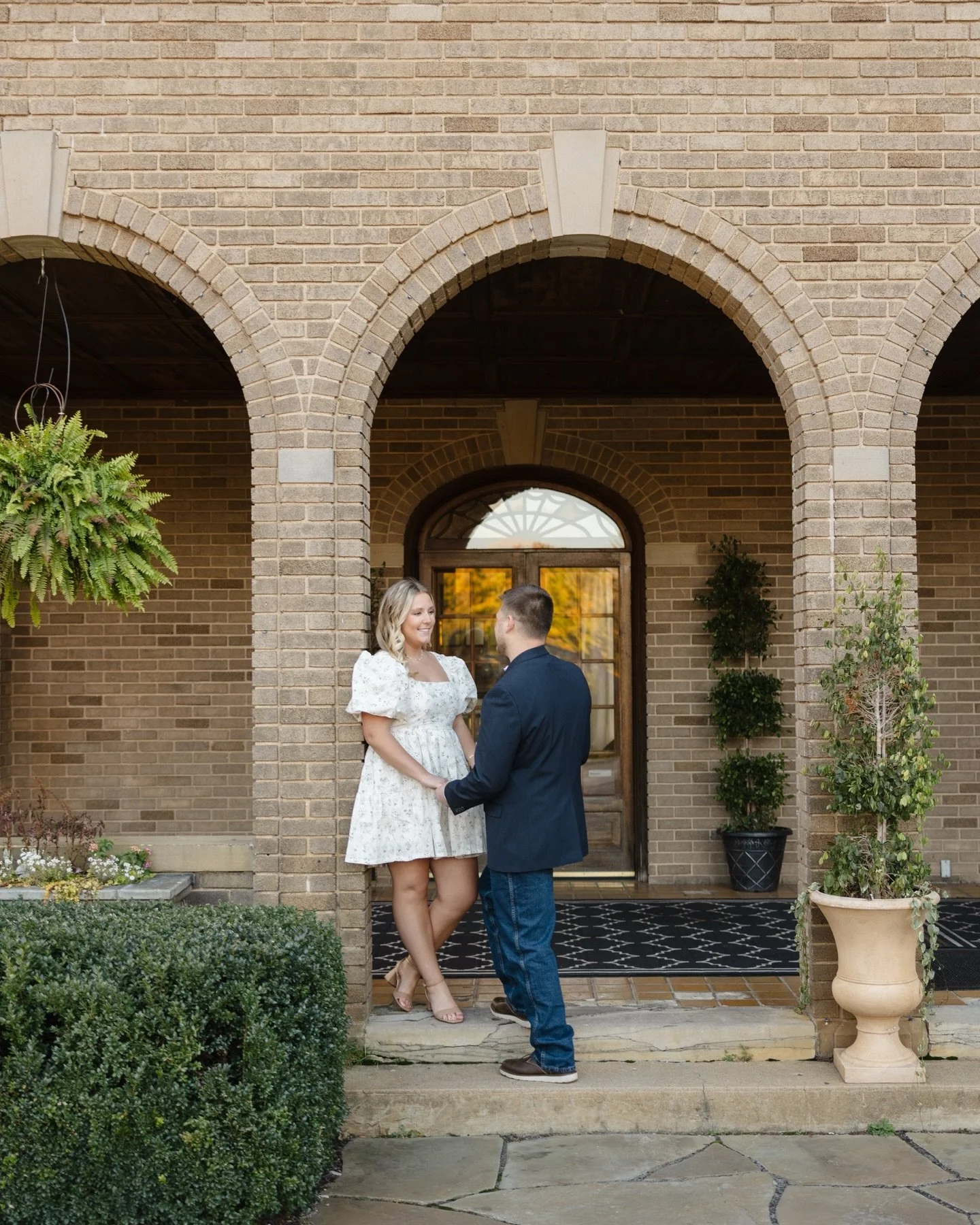Alexis &amp; Nate💍🤍

Some days feel like they&rsquo;re meant just for certain people &mdash; and this was one of them! We lucked out with one of the last warm and sunny fall days of the season with the trees still holding onto their colorful leaves