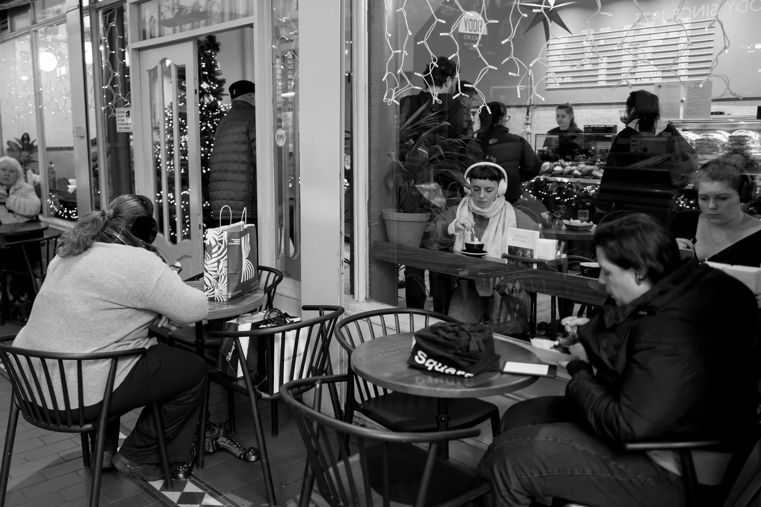 Q3Mono0028 ISO 500.JPG