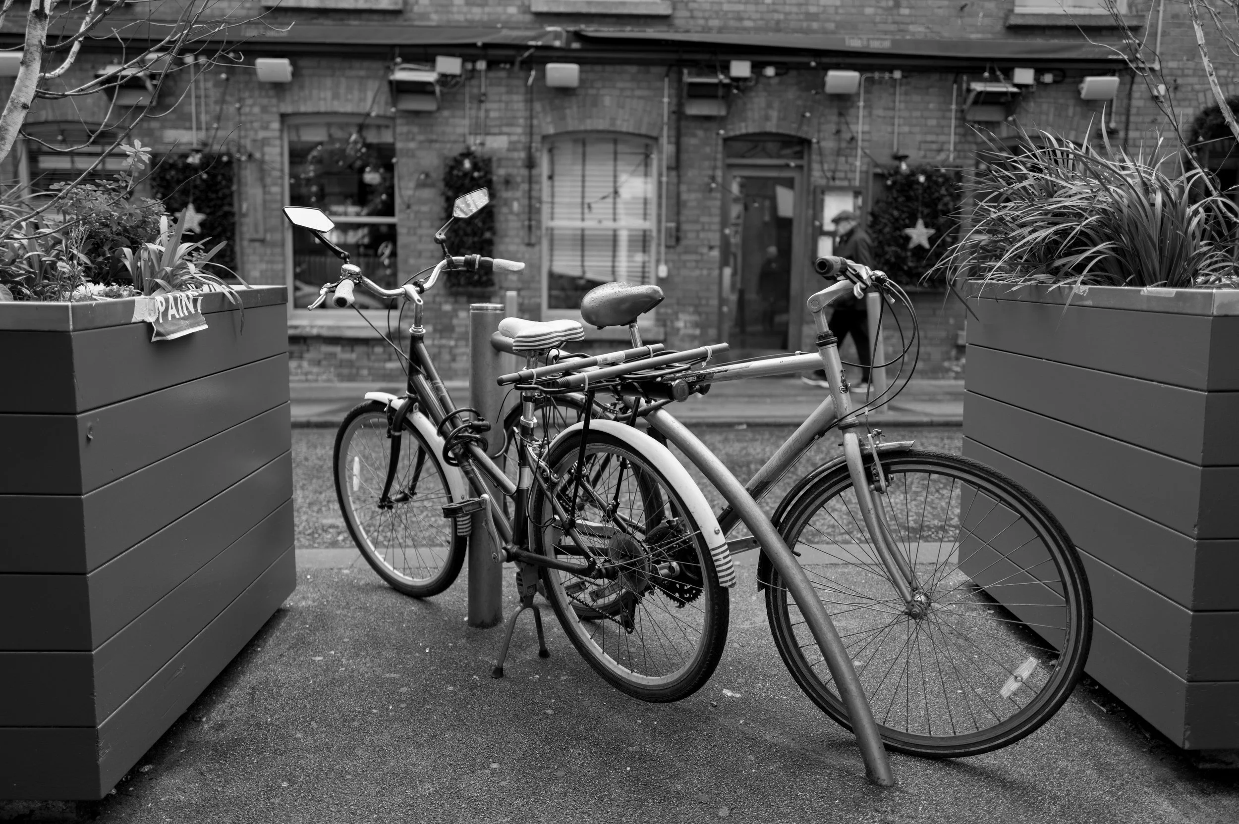 Q3Mono0031 ISO 200.JPG