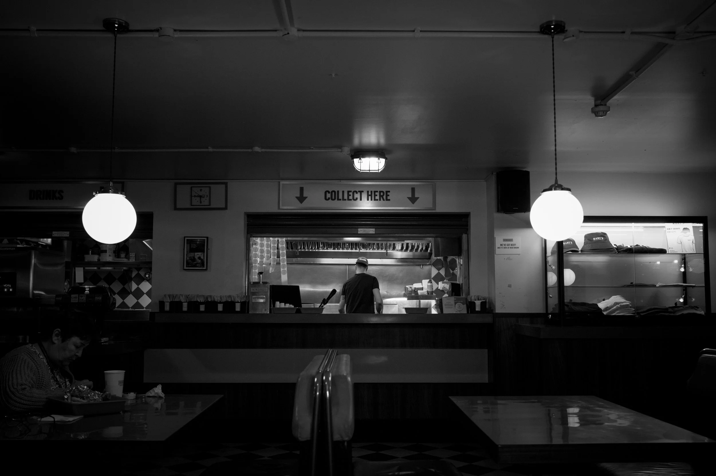 Q3Mono0040 ISO 2500.JPG