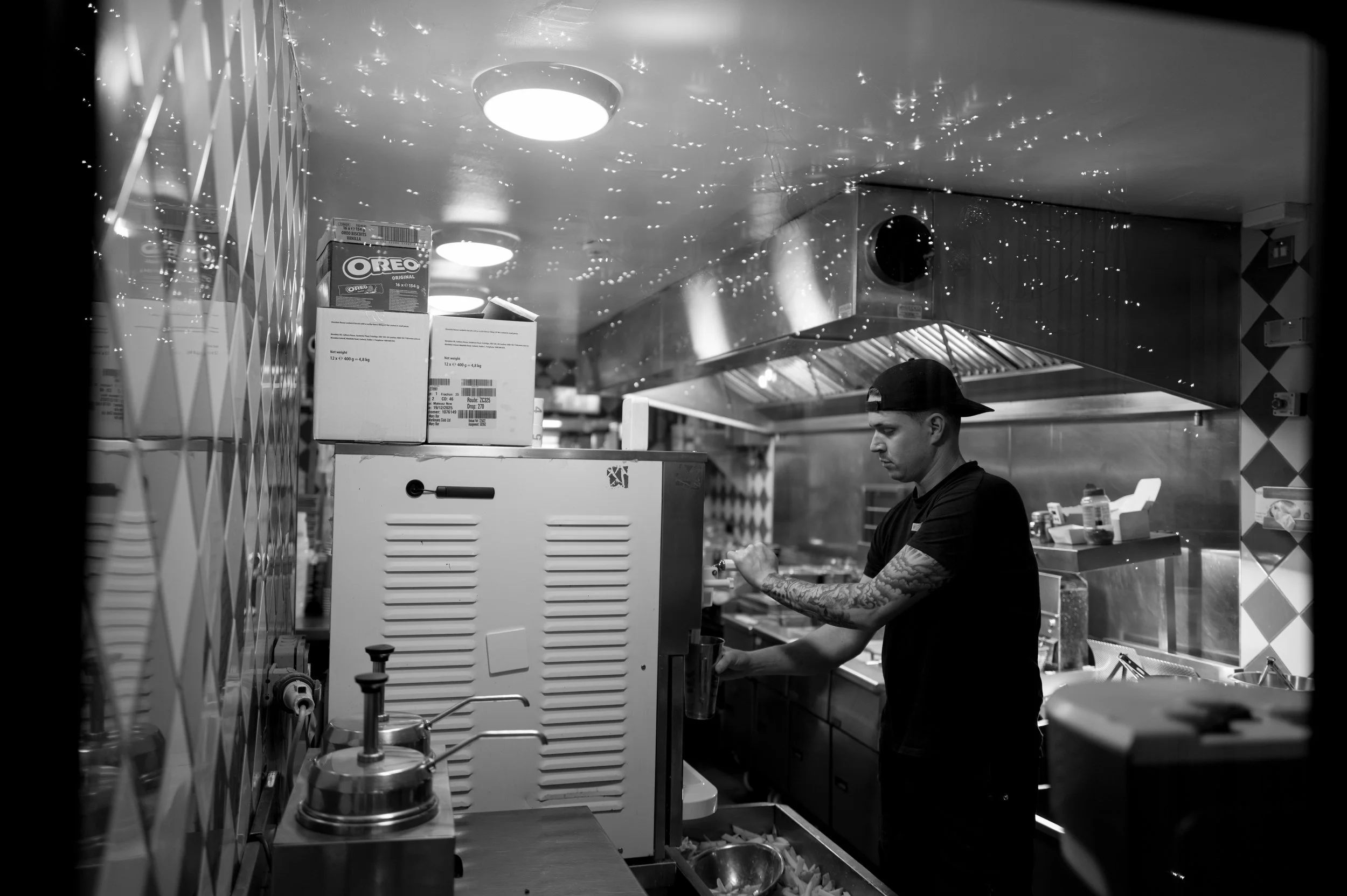 Q3Mono0045 ISO 640.JPG