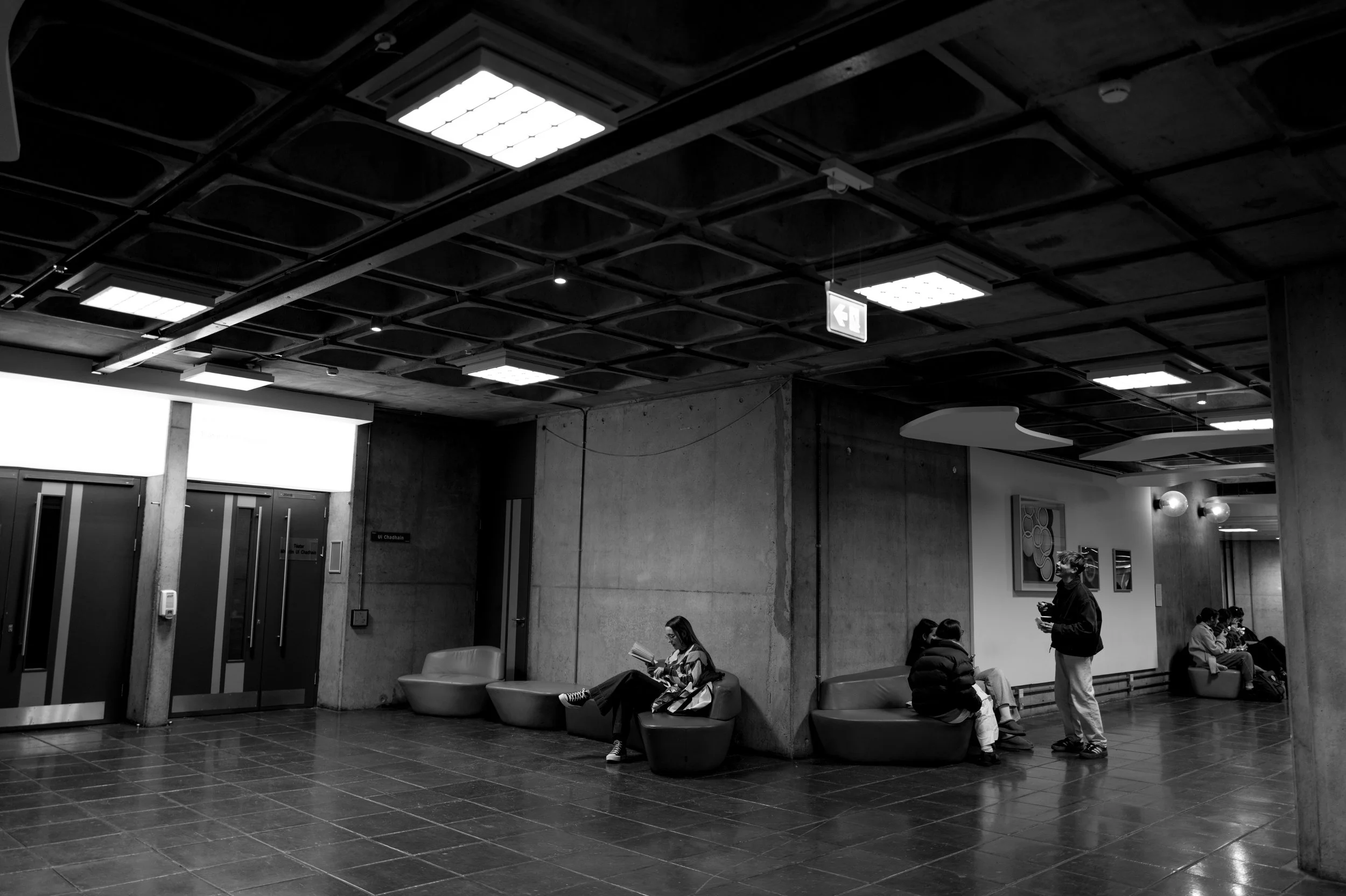 Q3Mono0055 ISO 800.JPG