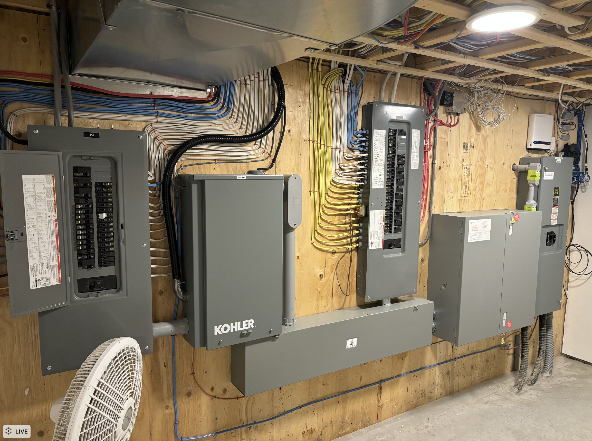 électricien commercial et industriel