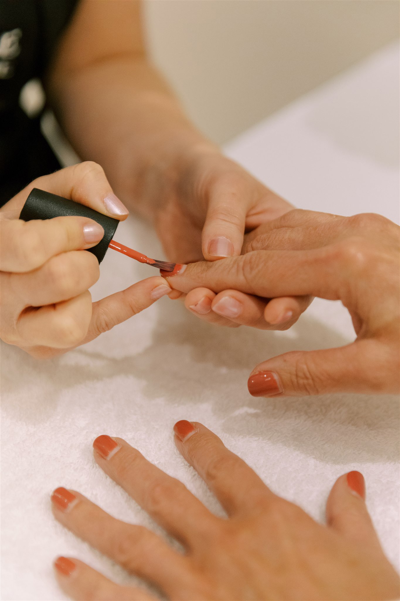 manicure-shellac-nails-pedicure-paraffin-wax-french-manicure-grimsby-niagara-st-catharines-smithville-ontario.jpg