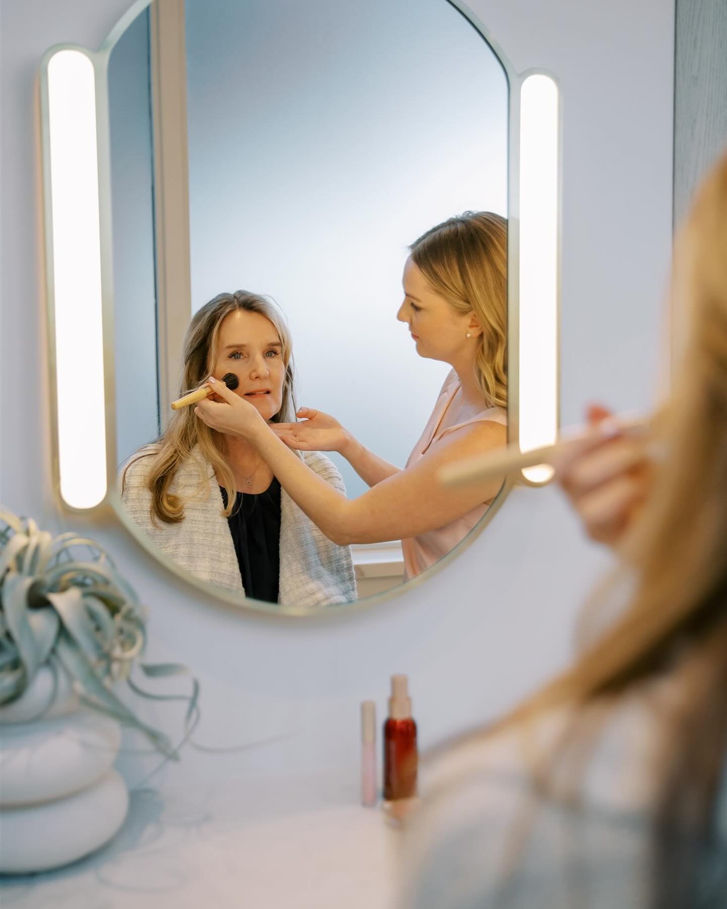 Have a special event and want to feel your best? 💄

Our makeup artist Lindsay is passionate about using @janeiredale skincare makeup to enhance your natural beauty &amp; provide a flawless look that will last all day! 

You will receive a full cover