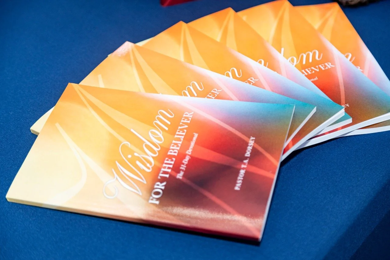 Book Signing  (16) Large.jpeg