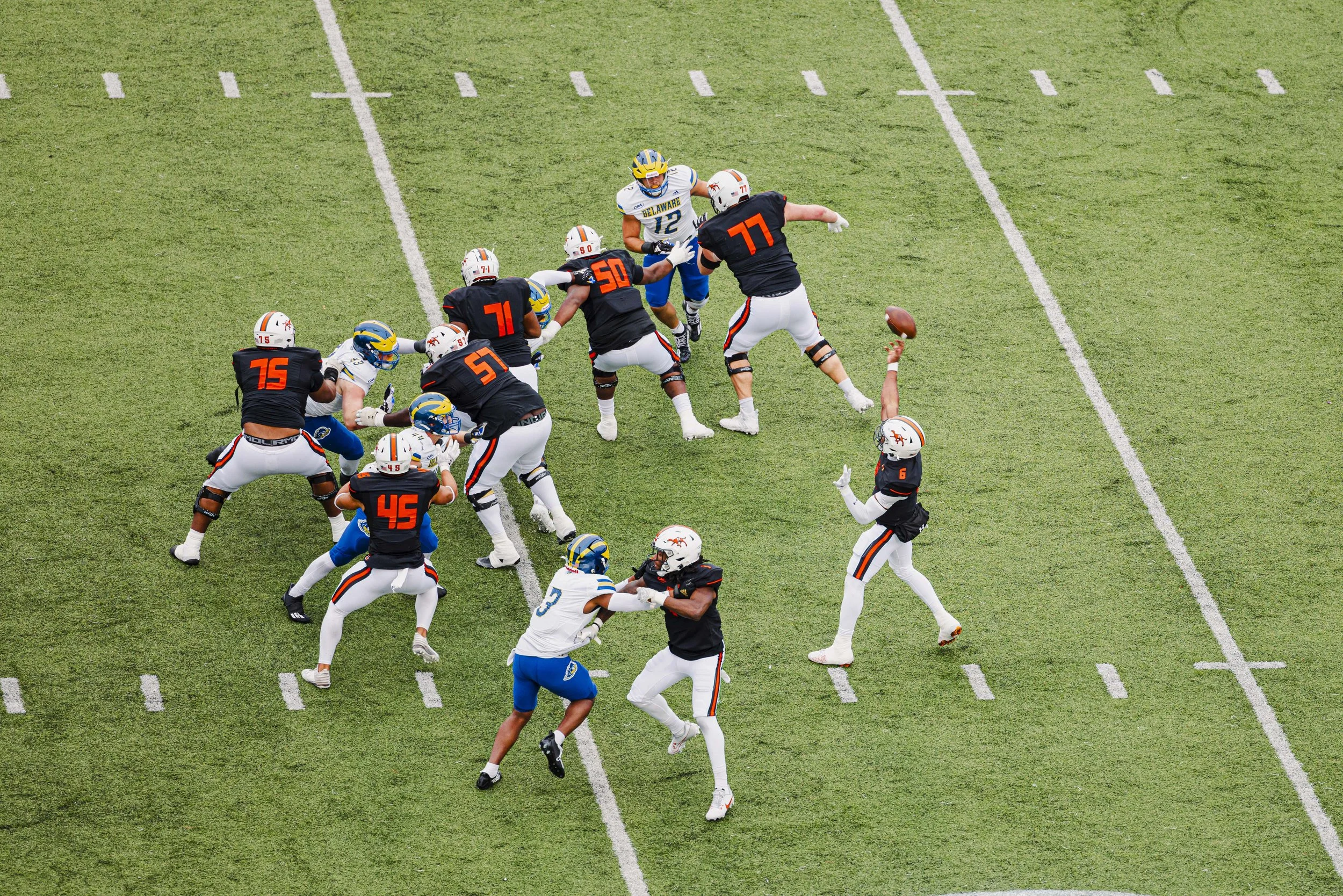 11-27-23_FOOTBALL_PORTFOLIO_PICTURES-45.JPG