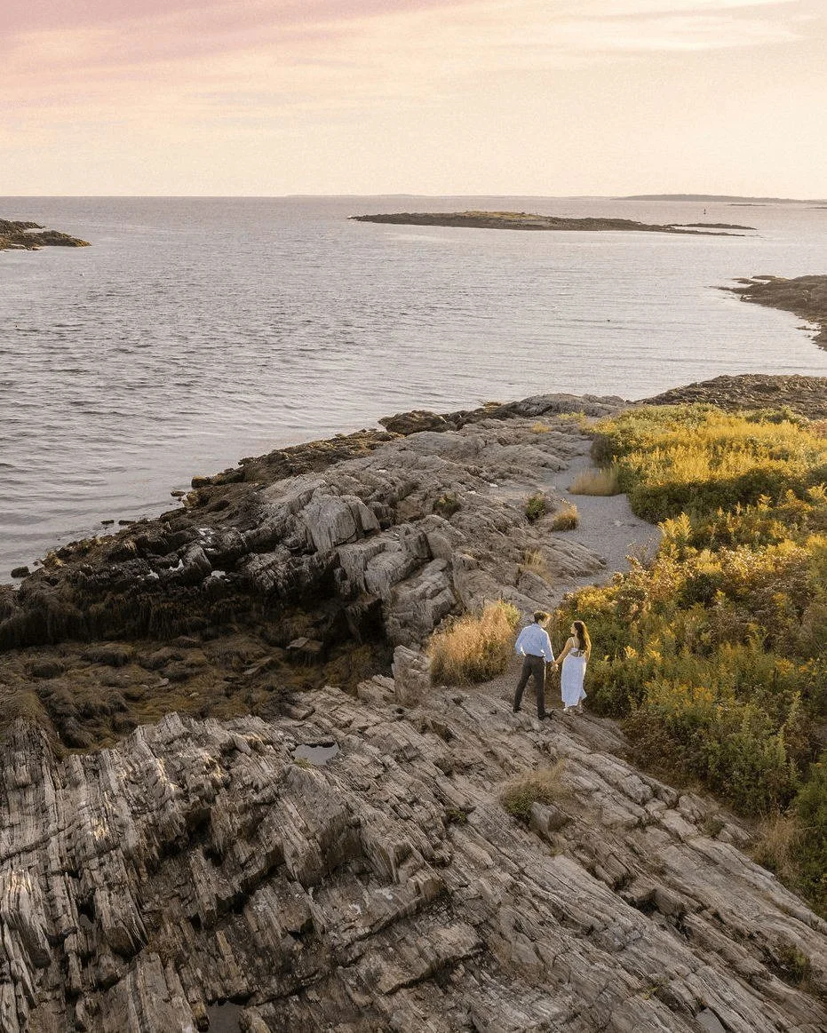 Maine rocks, in allll the ways. The land and the sea and the sky and the rocks! aren't just a backdrop, but partners and part of your story that we capture.