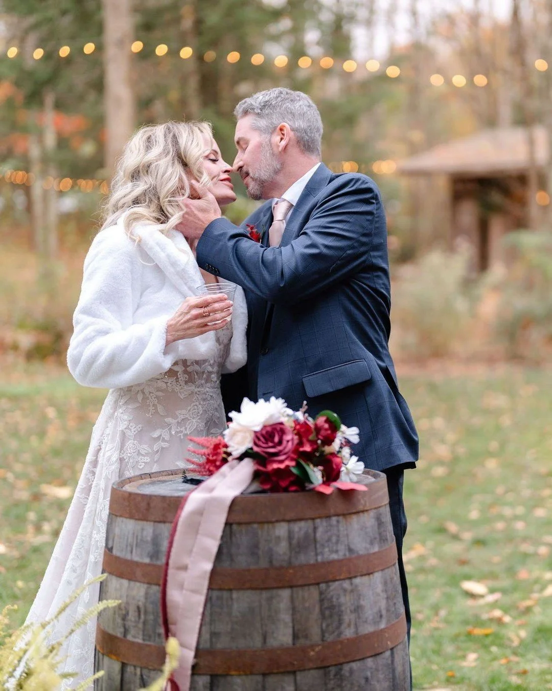 We closed out our 2025 outdoor wedding season at @caswellfarmmaine, and we're so excited to be back this summer for James &amp; Macy.

For now, these two 🥂