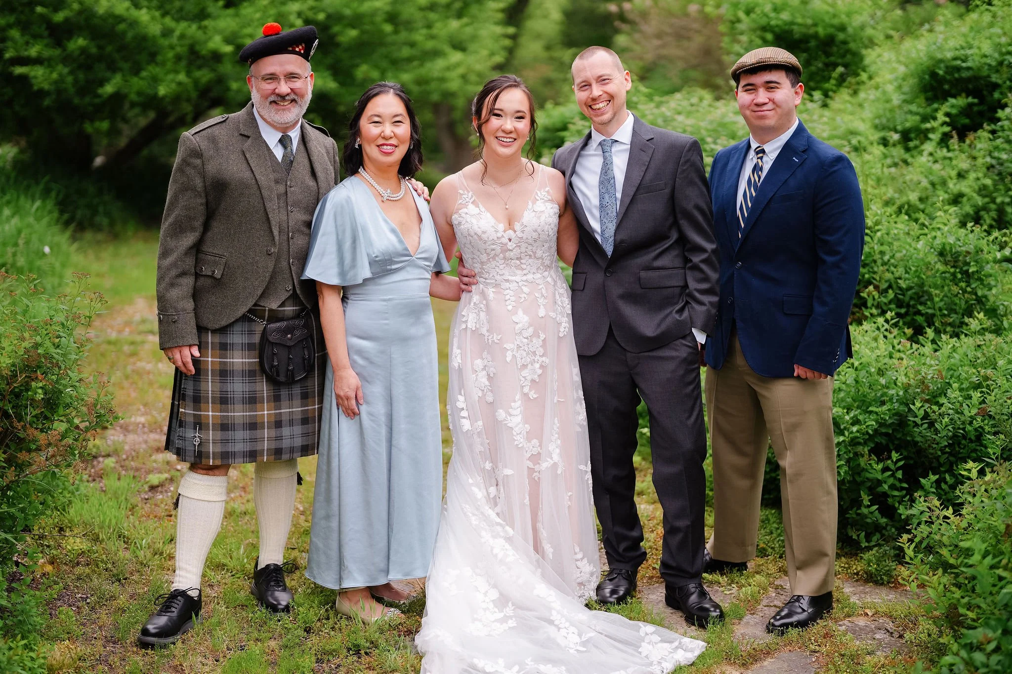 Family wedding photo by Maine wedding photographers Warner Photography