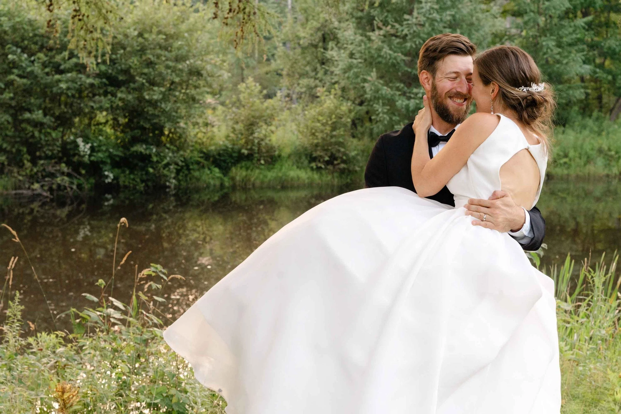 Groom and wife photographed Warner Photography