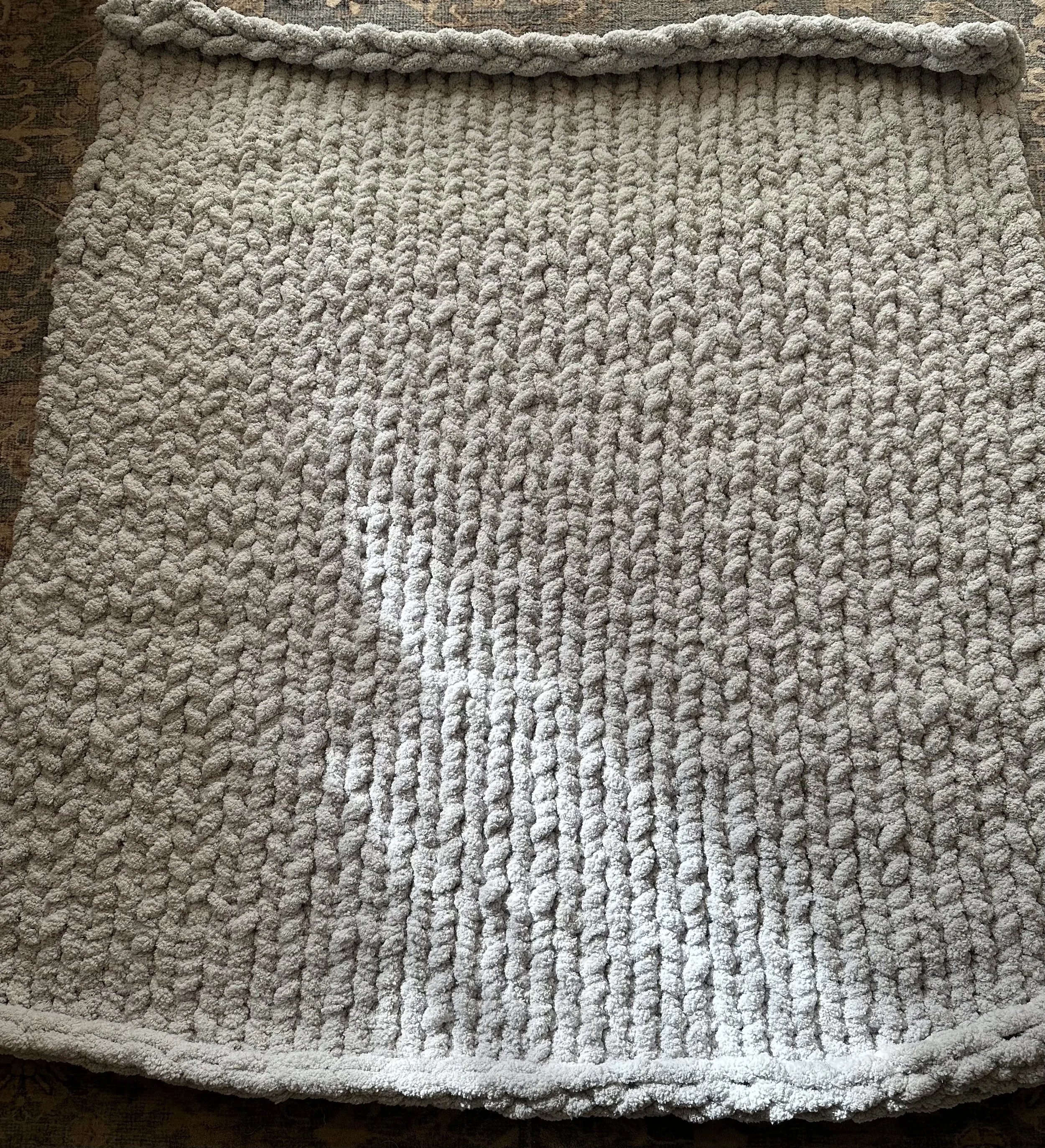 Hand Knit Chunky Blaket/great for a wheelchair or lap blanket