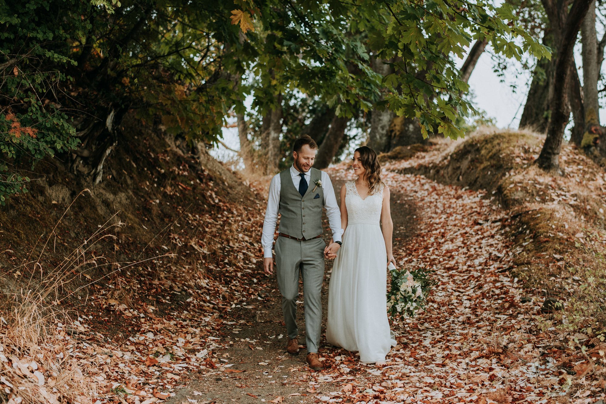 Thetis Island Wedding Couple