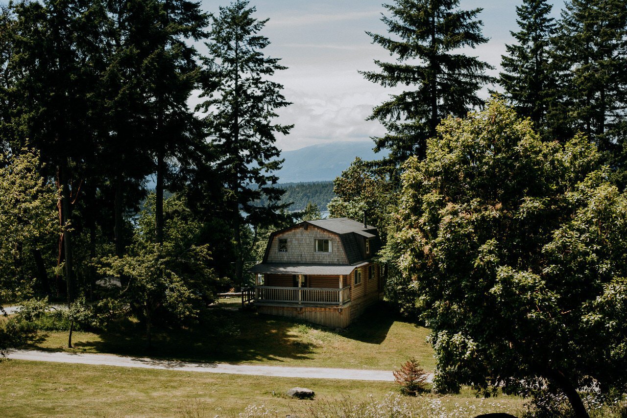 bodega ridge cabin wedding galiano island