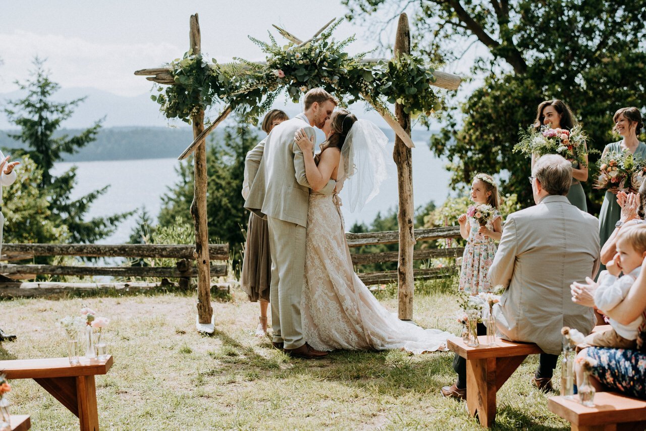 bride groom first kiss just married bodega ridge