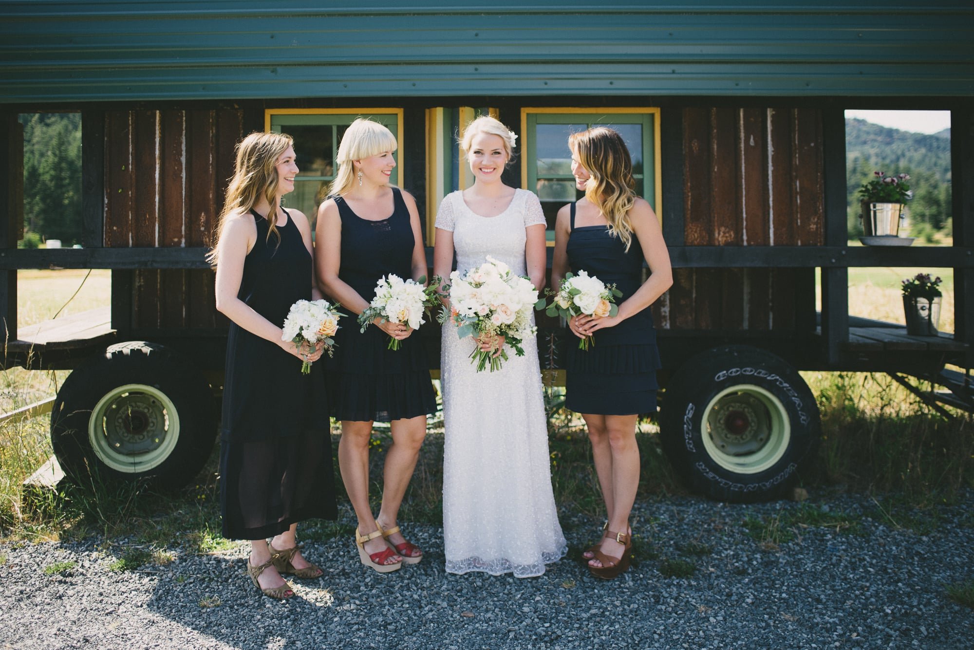 64-birdseye-cove-farm-wedding-sara-rogers-photography.jpg