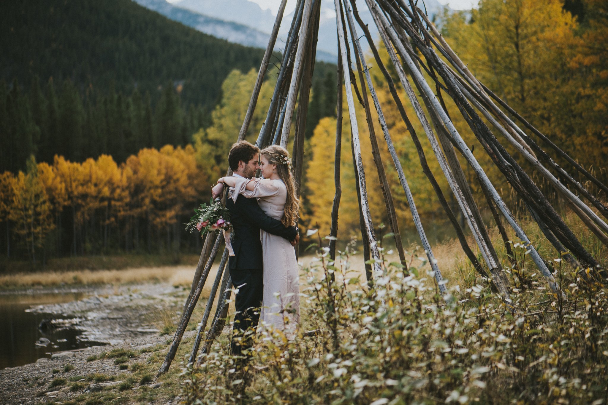 couple wood forest kananaskis elopement